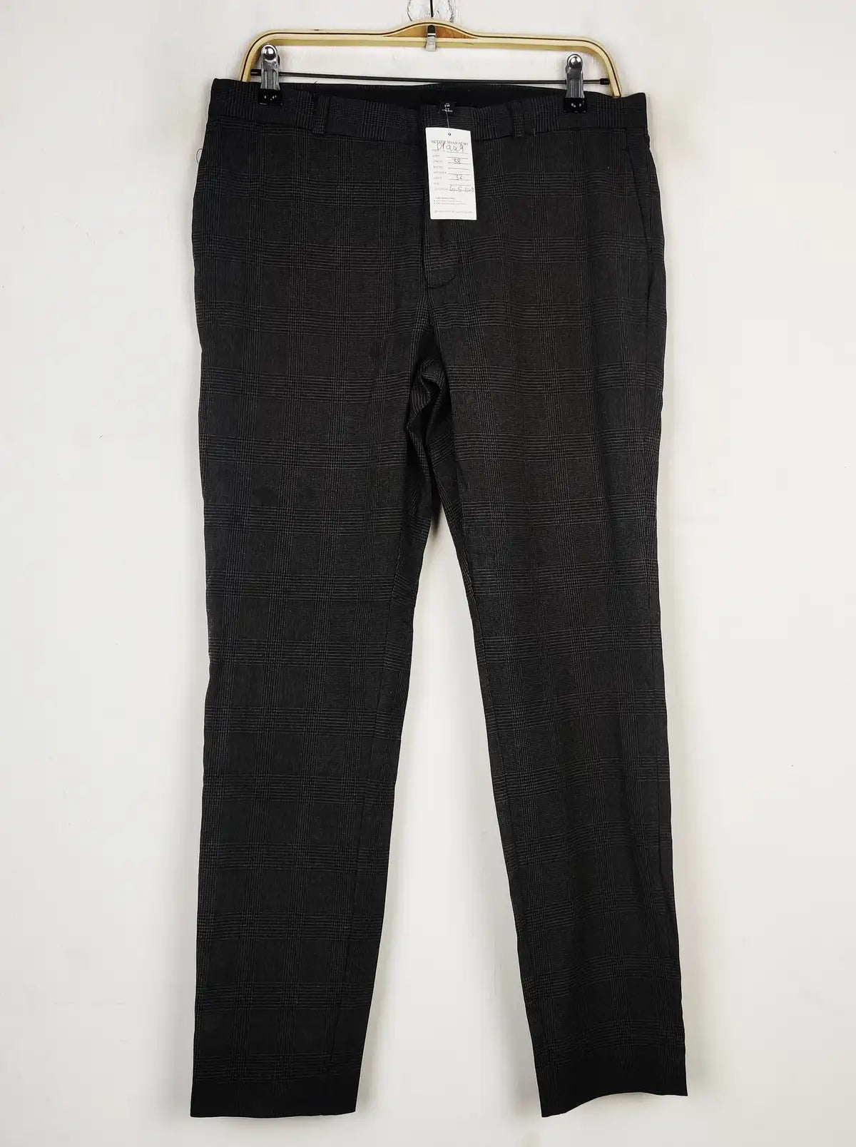 Buy online pre-used pre-loved 100% authentic & Original branded H&M (DP-949) available in Pakistan. Top international brands avilable.