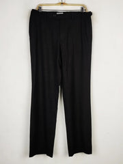 Buy online pre-used pre-loved 100% authentic & Original branded Marks & Spencer (DP-952) available in Pakistan. Top international brands avilable.