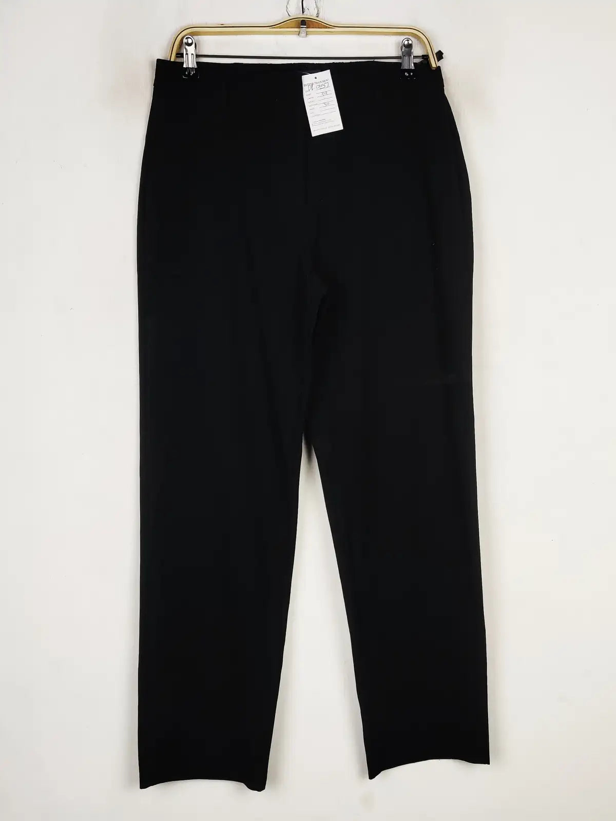 Buy online pre-used pre-loved 100% authentic & Original branded Marks & Spencer (DP-957) available in Pakistan. Top international brands avilable.