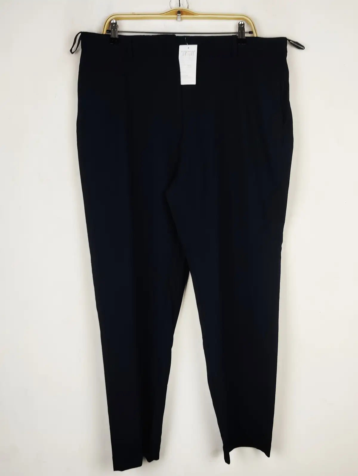 Buy online pre-used pre-loved 100% authentic & Original branded Marks & Spencer (DP-969) available in Pakistan. Top international brands avilable.