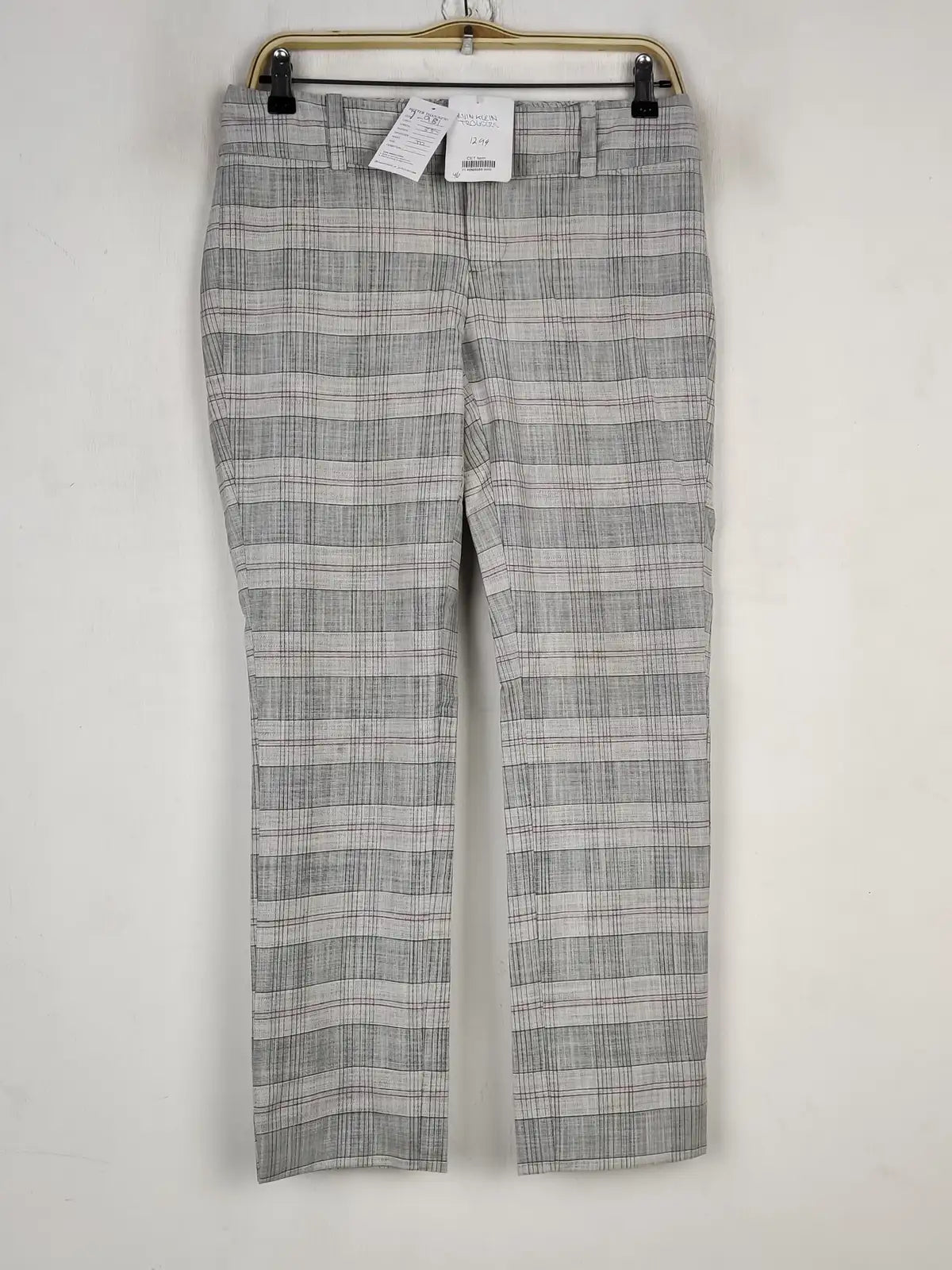 Buy online pre-used pre-loved 100% authentic & Original branded Calvin Klein (DP-981) available in Pakistan. Top international brands avilable.