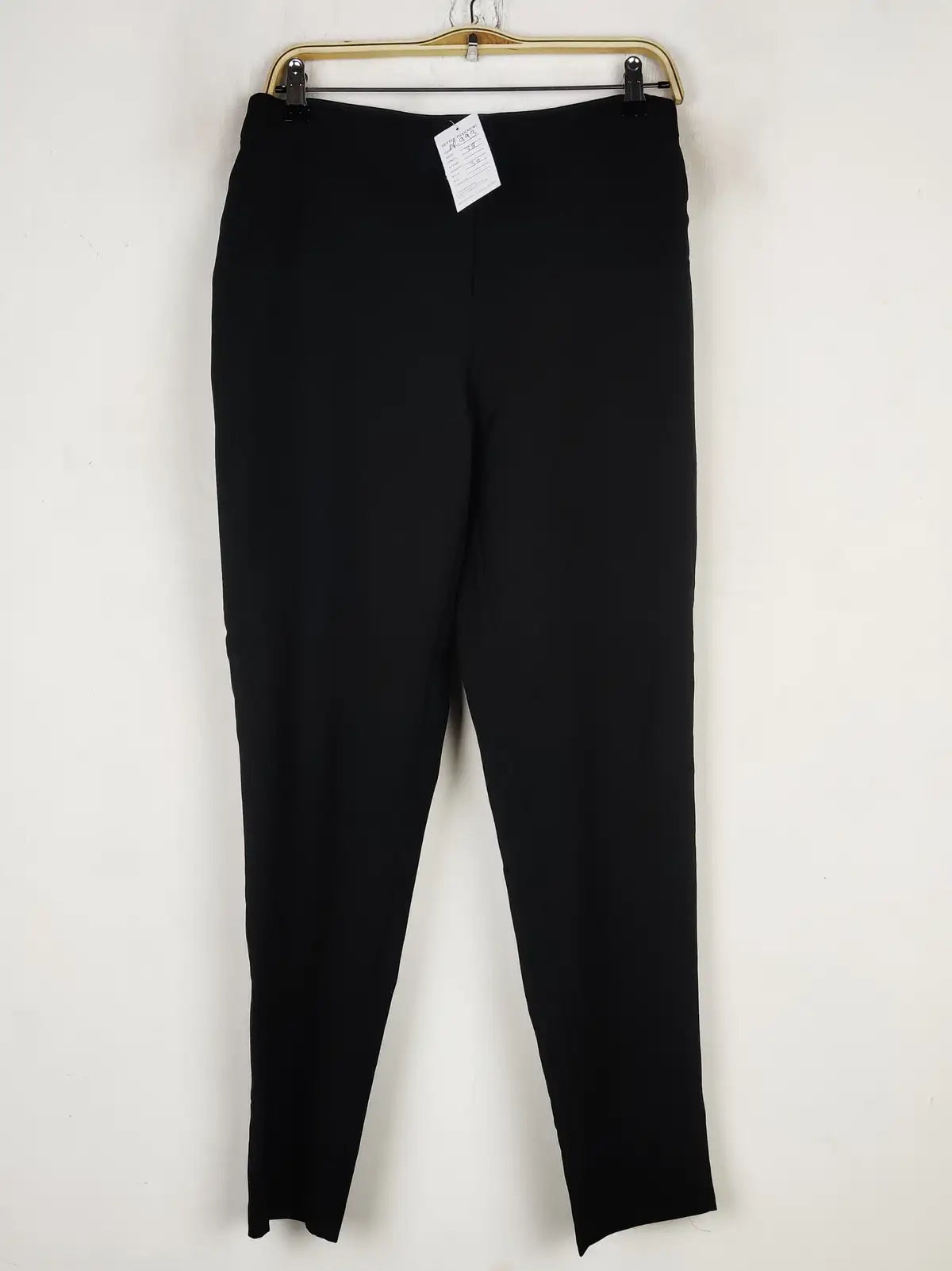 Buy online pre-used pre-loved 100% authentic & Original branded F&F (DP-993) available in Pakistan. Top international brands avilable.