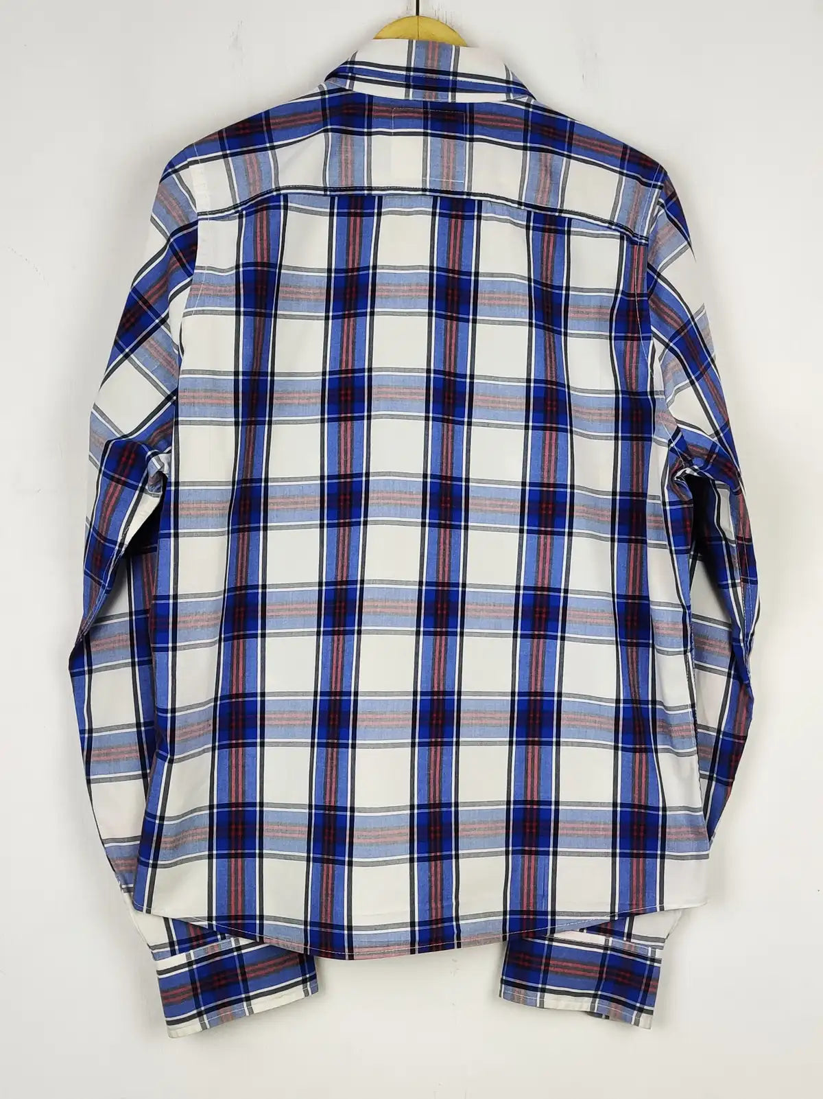 Hollister (DS-1179)