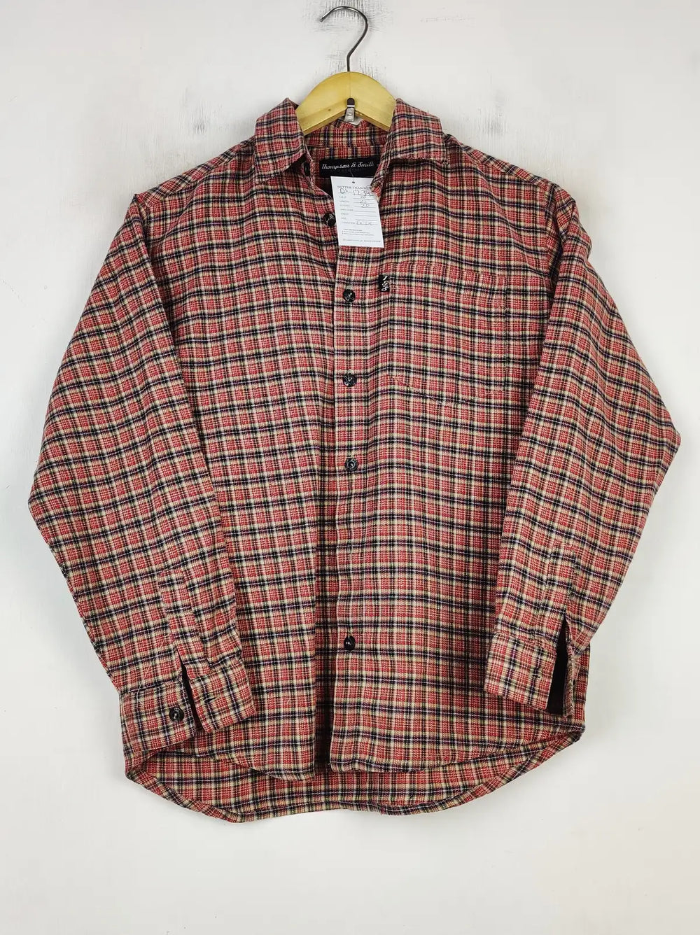 Buy online pre-used pre-loved 100% authentic & Original branded Thambran Smith (DS-1234) available in Pakistan. Top international brands avilable.