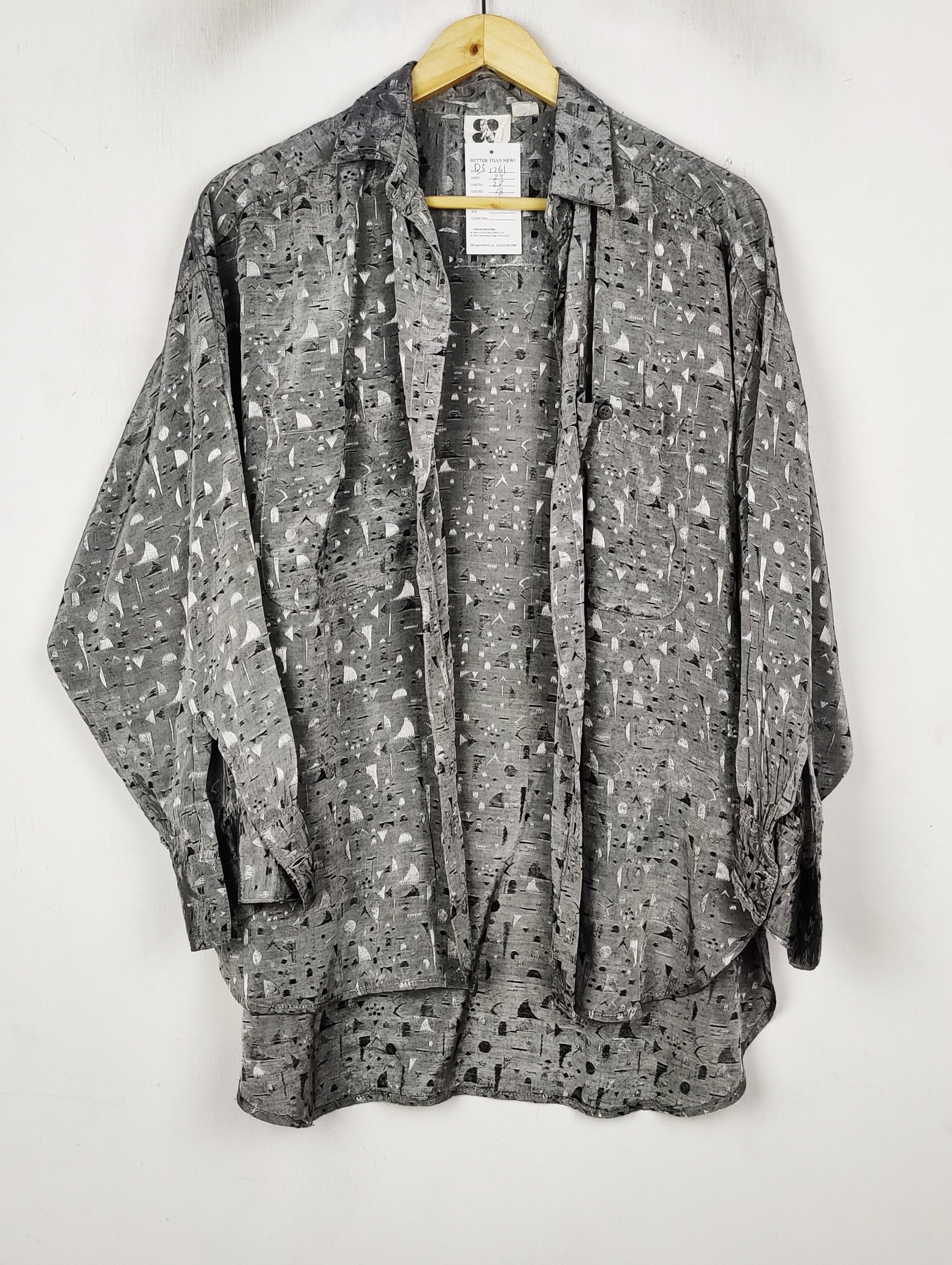 Buy online pre-used pre-loved 100% authentic & Original branded Unknown Brand (DS-1261) available in Pakistan. Top international brands avilable.