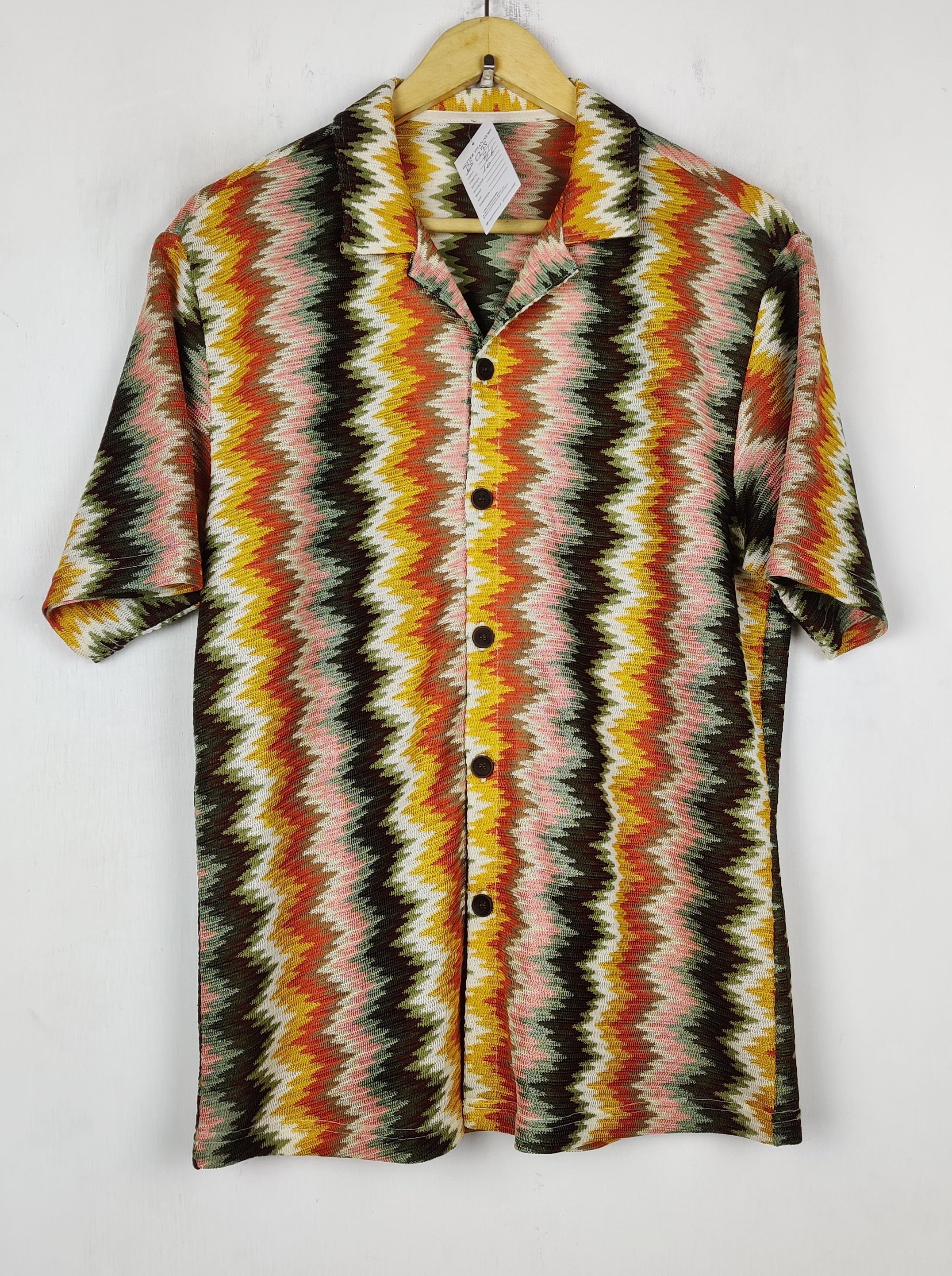 Buy online pre-used pre-loved 100% authentic & Original branded Unknown Brand (DS-1273) available in Pakistan. Top international brands avilable.