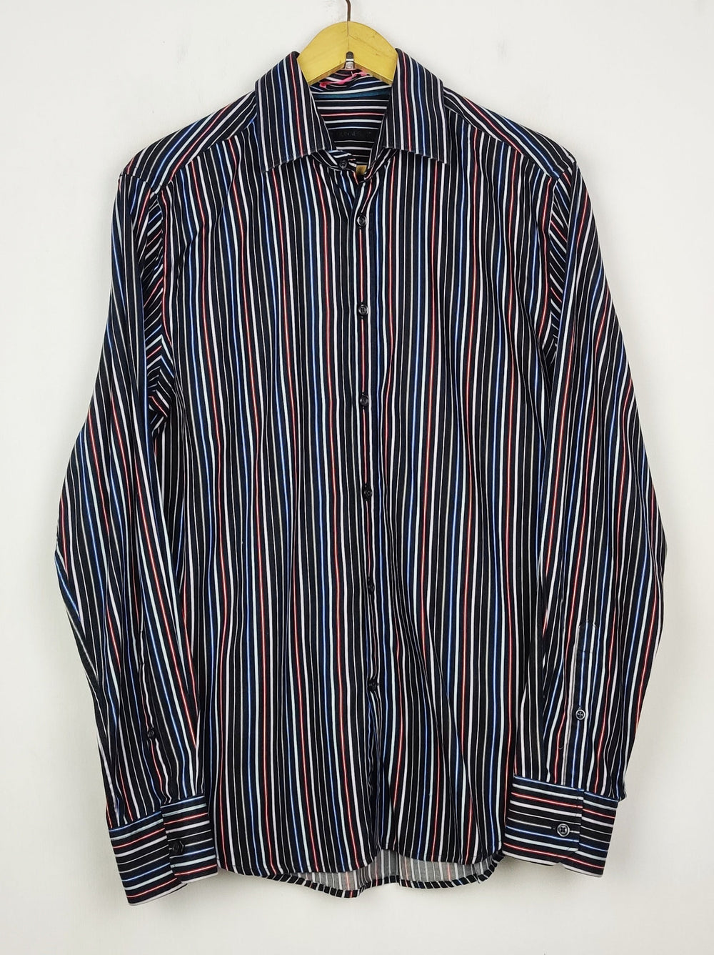 Buy online pre-used pre-loved 100% authentic & Original branded Unknown Brand (DS-1282) available in Pakistan. Top international brands avilable.