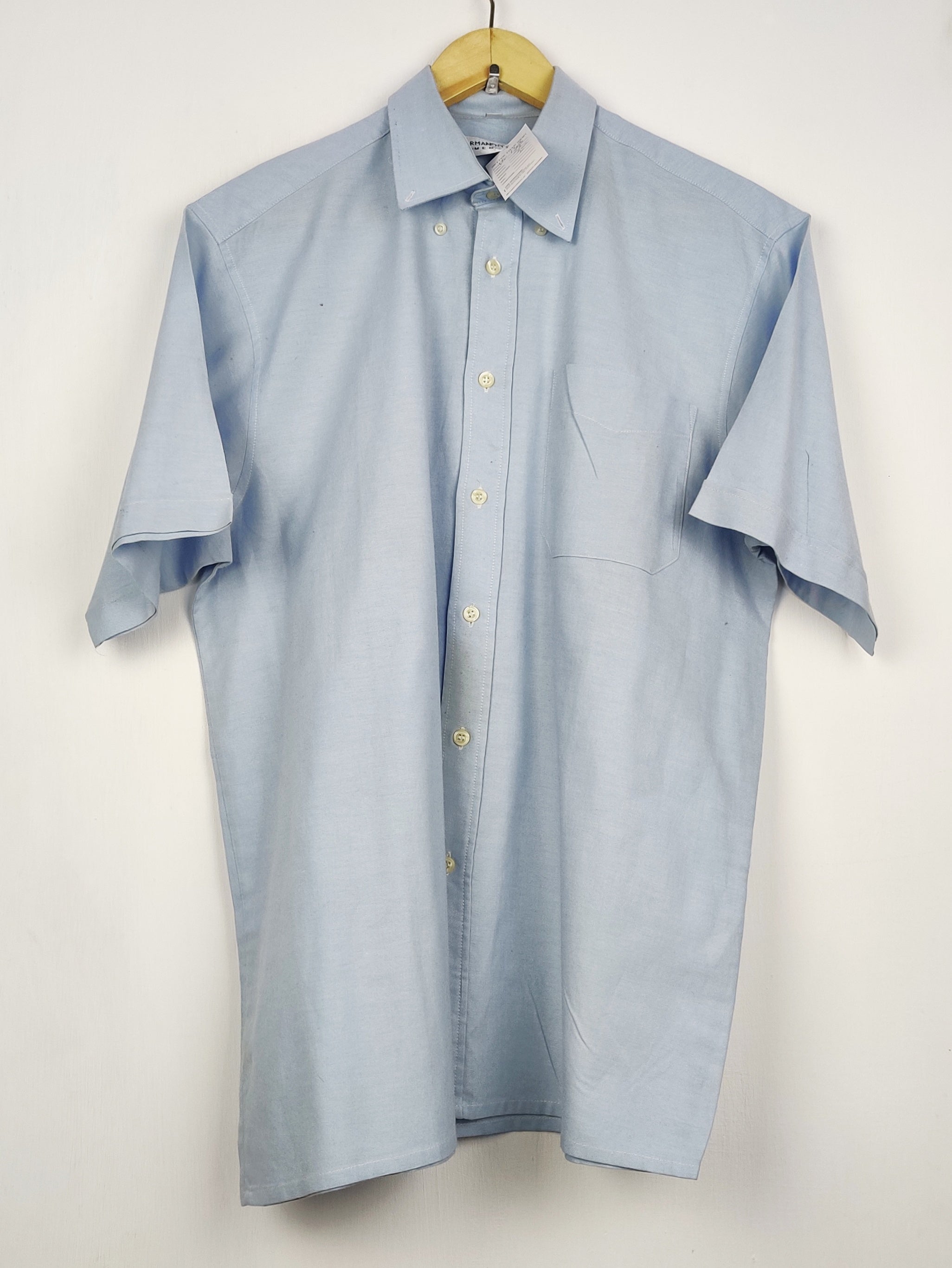 Buy online pre-used pre-loved 100% authentic & Original branded Armando Gallardo. (DS-1303) available in Pakistan. Top international brands avilable.