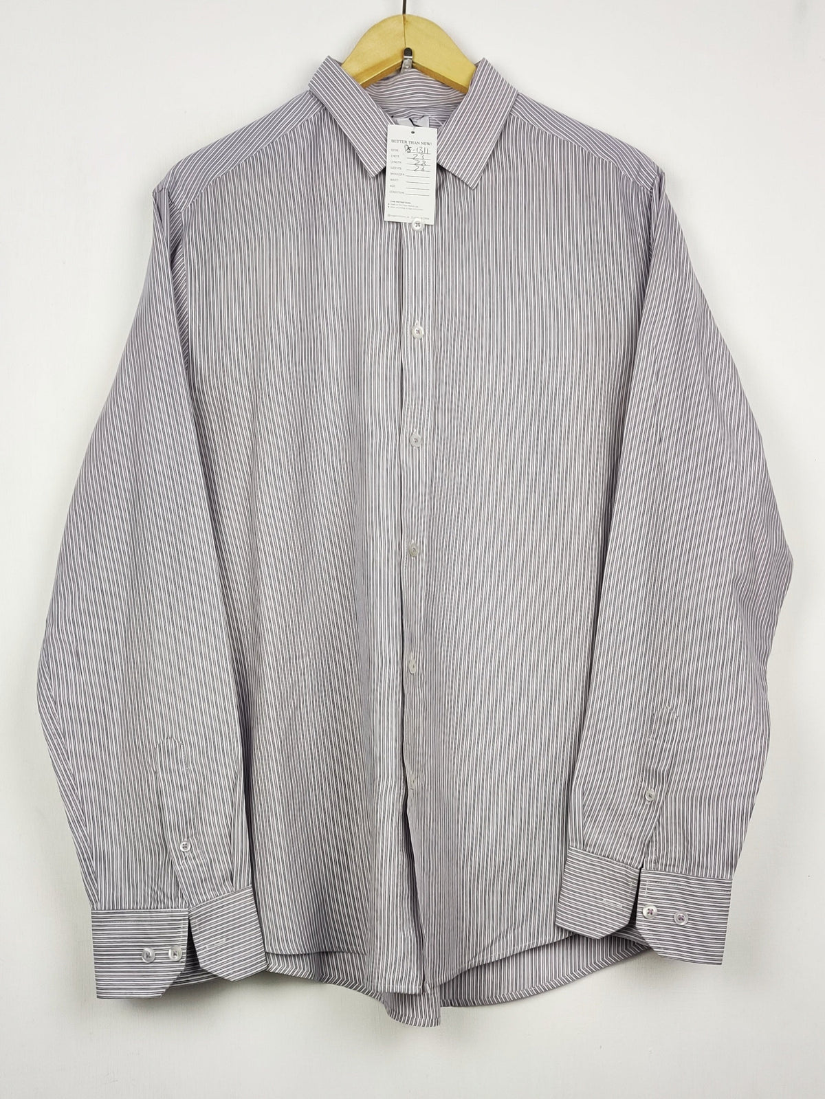 Buy online pre-used pre-loved 100% authentic & Original branded F&F (DS-1311) available in Pakistan. Top international brands avilable.