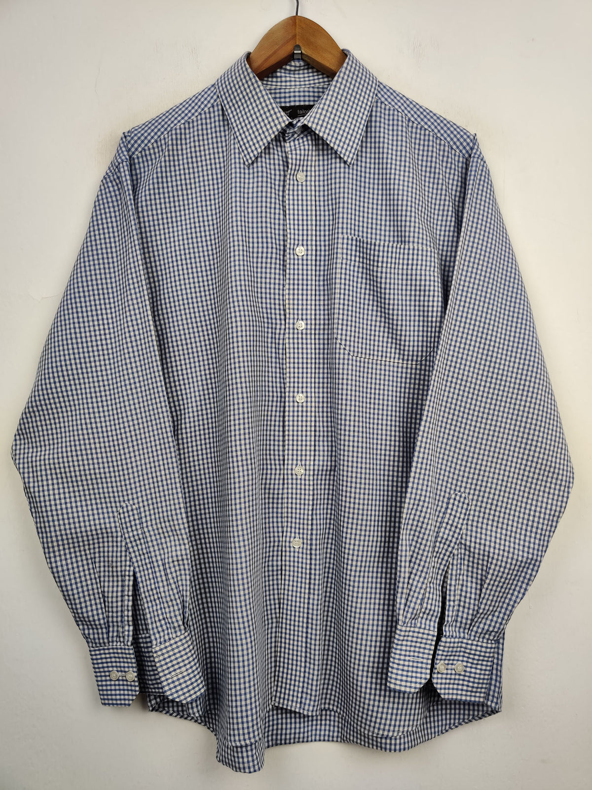 Buy online pre-used pre-loved 100% authentic & Original branded Marks & Spencer (DS-475) available in Pakistan. Top international brands avilable.