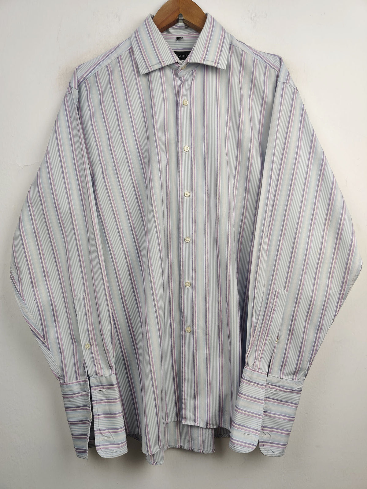 Buy online pre-used pre-loved 100% authentic & Original branded Cezan (DS-560) available in Pakistan. Top international brands avilable.