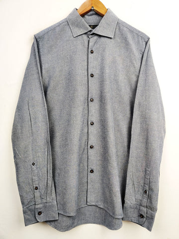Buy online pre-used pre-loved 100% authentic & Original branded Henri Lloyd (DS-664) available in Pakistan. Top international brands avilable.