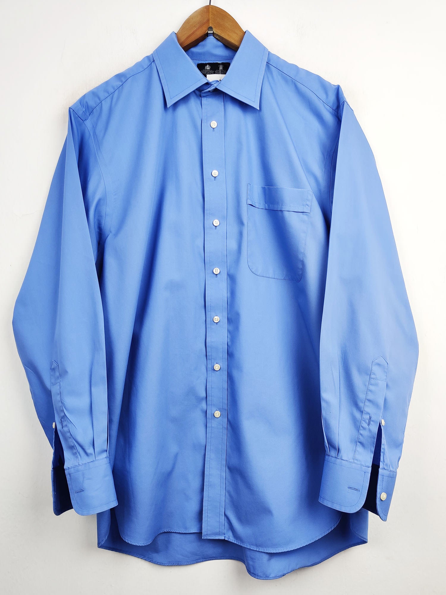 Buy online pre-used pre-loved 100% authentic & Original branded Stephens Brothers (DS-759) available in Pakistan. Top international brands avilable.