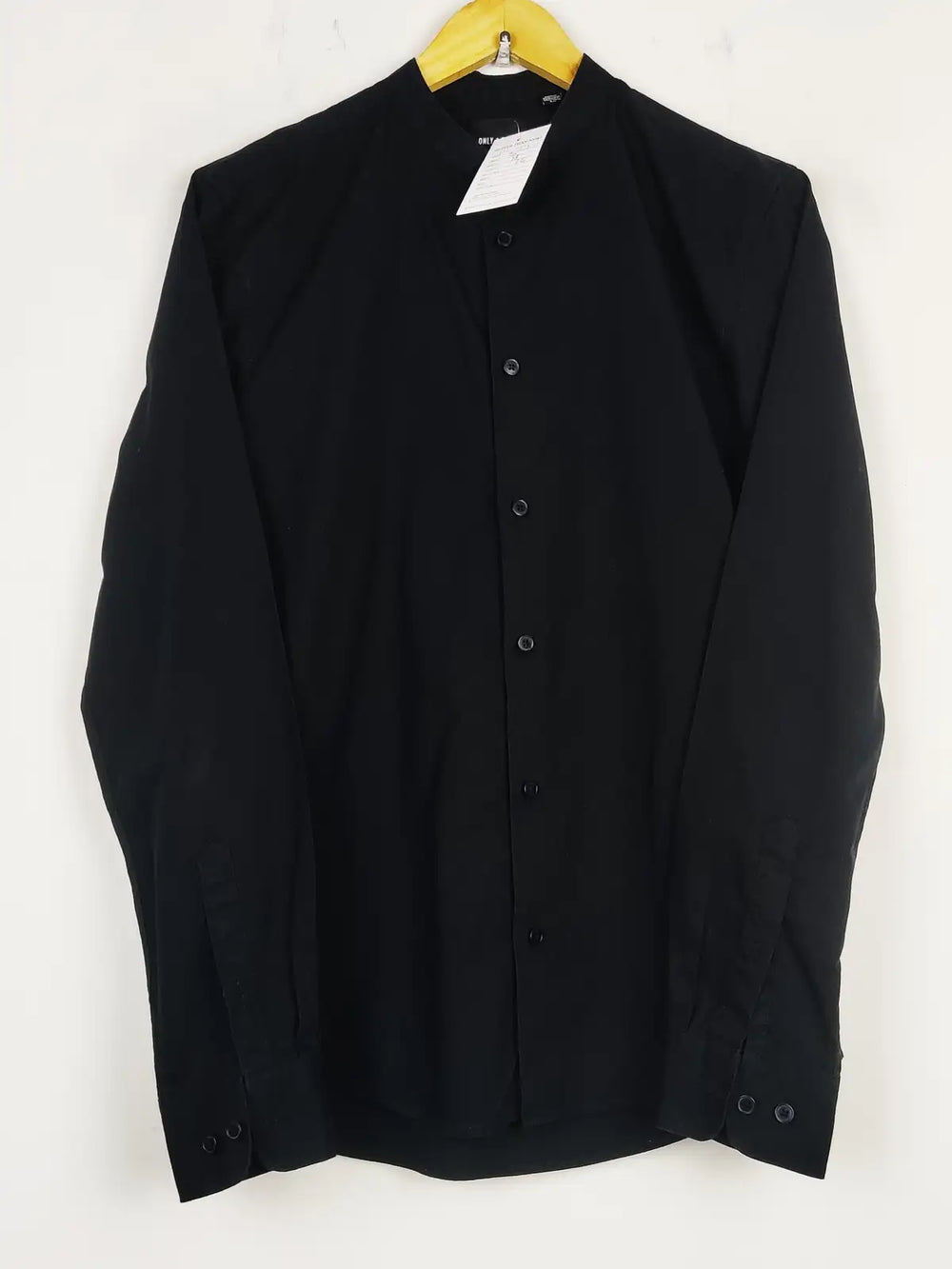 Buy online pre-used pre-loved 100% authentic & Original branded Only & Sons (DS-952) available in Pakistan. Top international brands avilable.