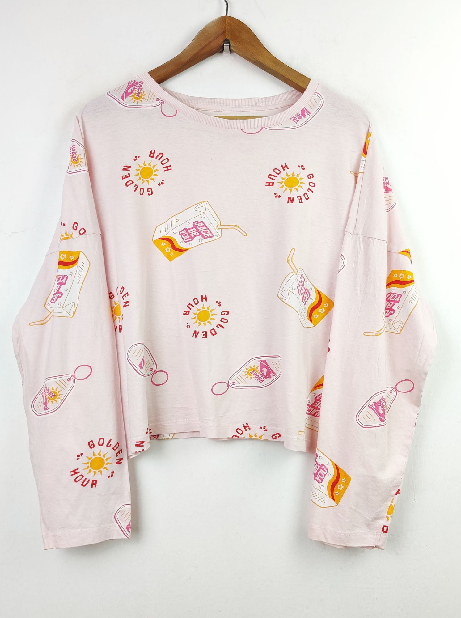 Buy online pre-used pre-loved 100% authentic & Original branded Primark (FS-1313) available in Pakistan. Top international brands avilable.