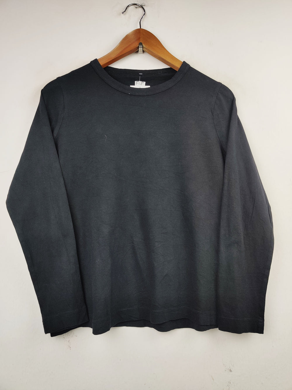 Buy online pre-used pre-loved 100% authentic & Original branded F&F (FS-1328) available in Pakistan. Top international brands avilable.
