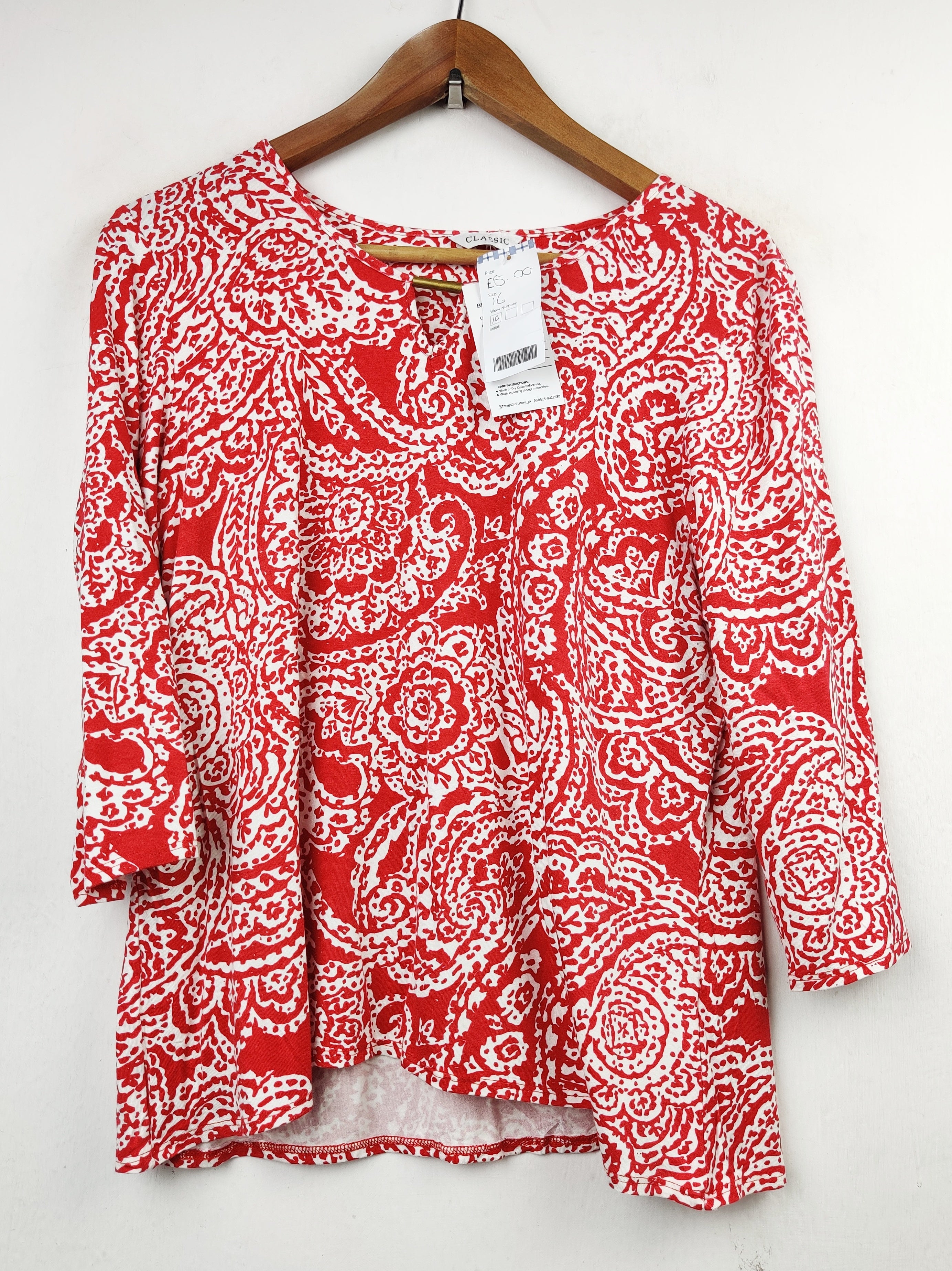 Buy online pre-used pre-loved 100% authentic & Original branded Mark & Spencer (FS-1329) available in Pakistan. Top international brands avilable.