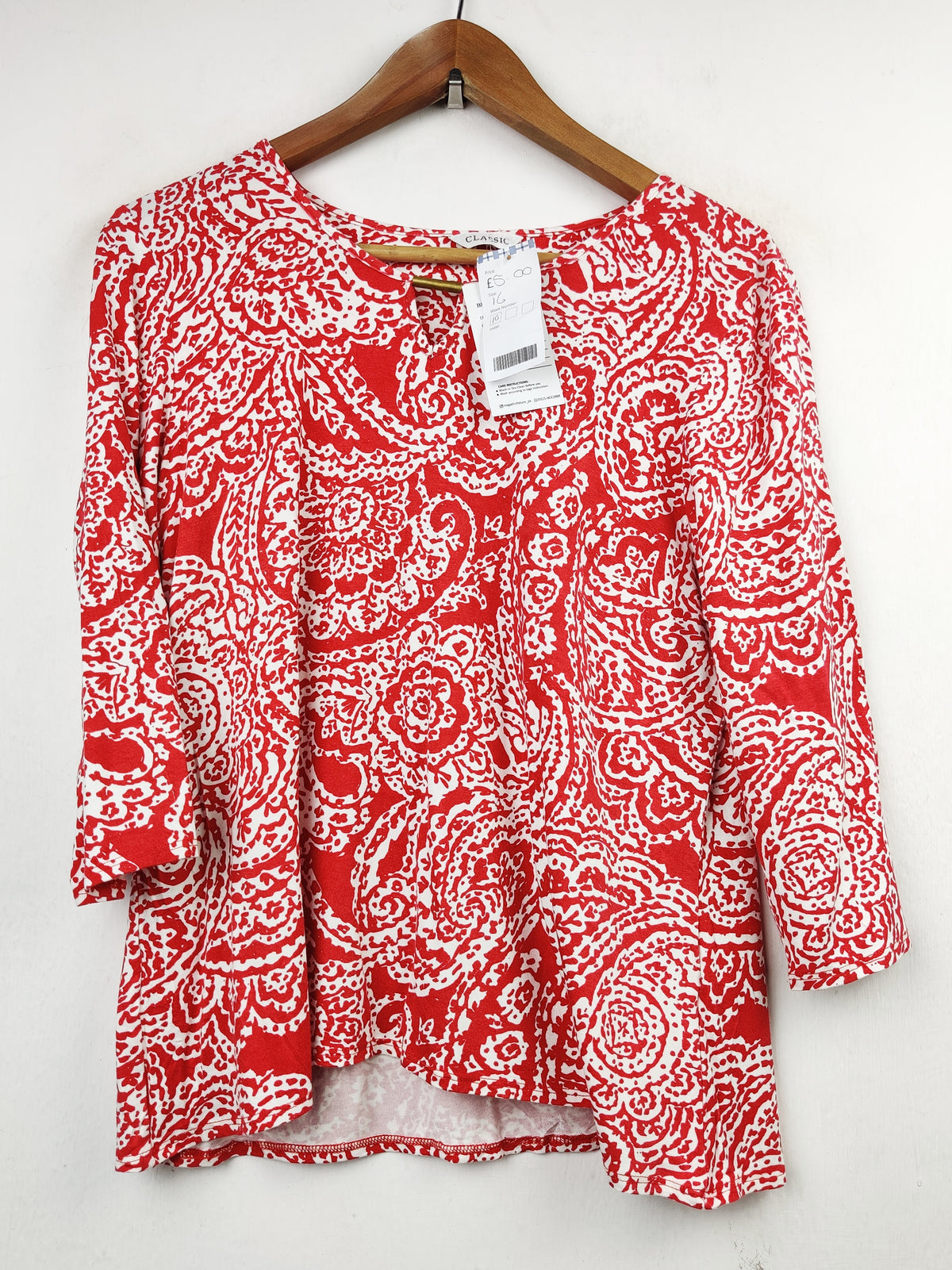 Buy online pre-used pre-loved 100% authentic & Original branded Mark & Spencer (FS-1329) available in Pakistan. Top international brands avilable.