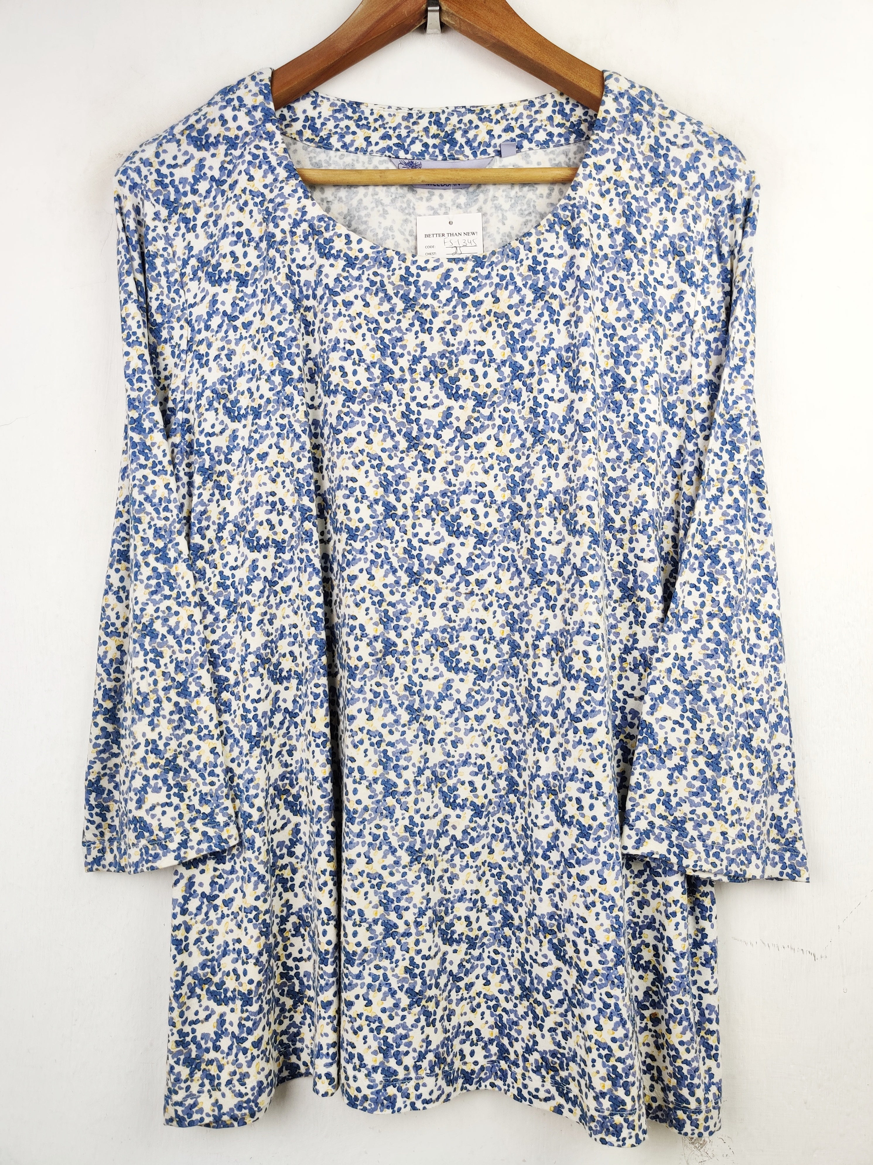 Buy online pre-used pre-loved 100% authentic & Original branded Honor Millburn (FS-1345) available in Pakistan. Top international brands avilable.