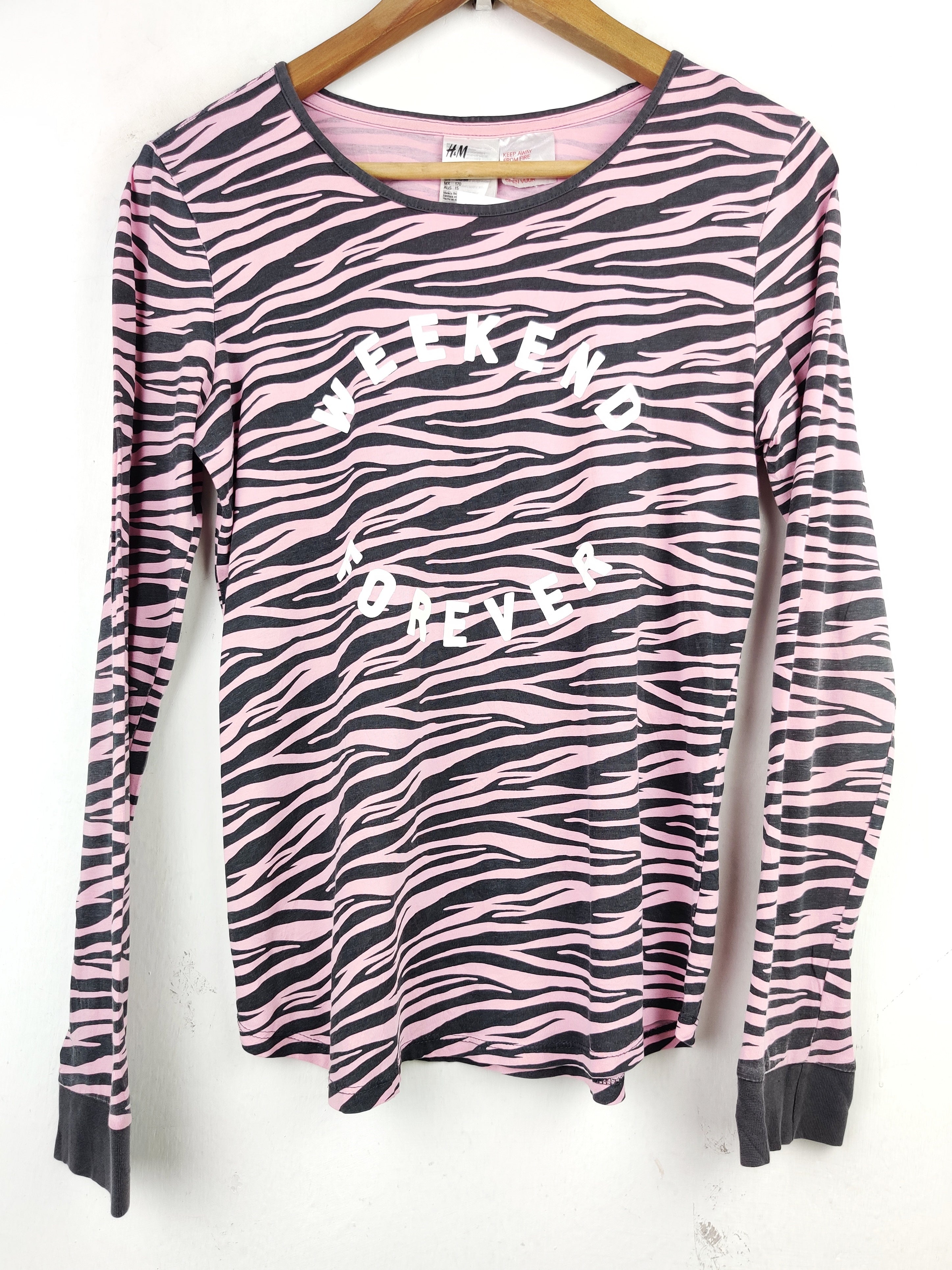 Buy online pre-used pre-loved 100% authentic & Original branded H&M (FS-1353) available in Pakistan. Top international brands avilable.
