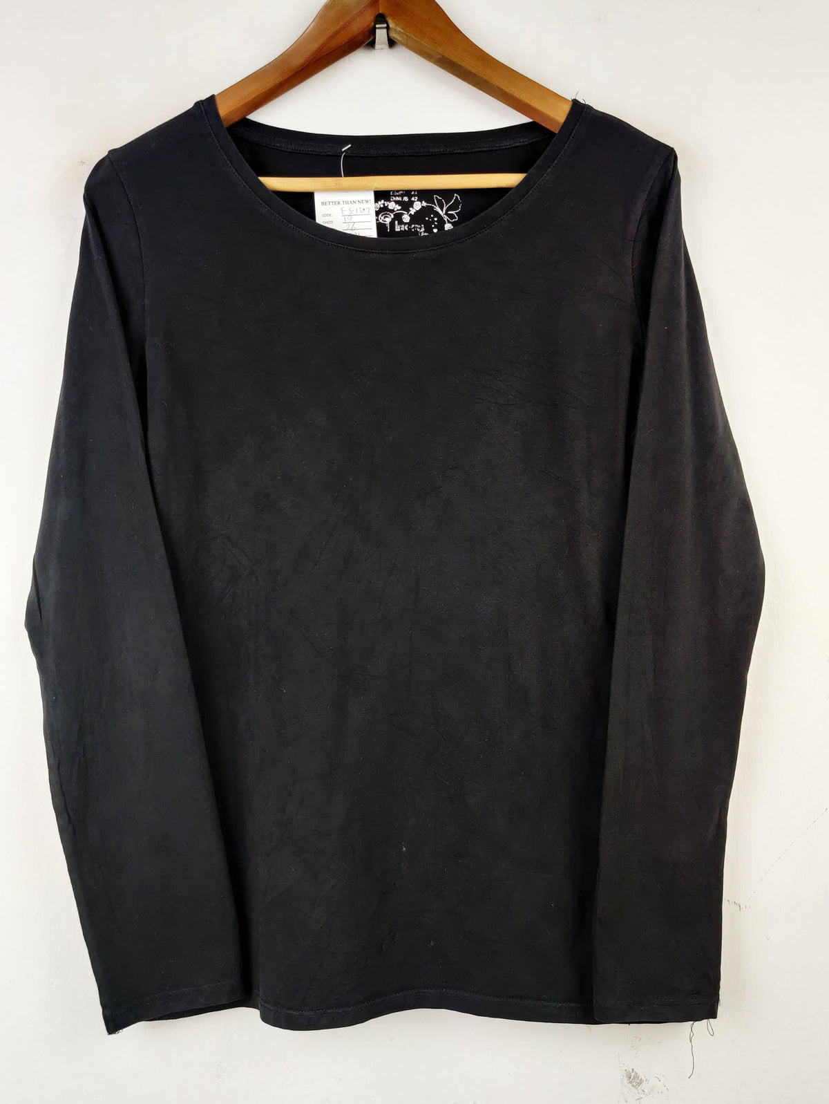Buy online pre-used pre-loved 100% authentic & Original branded Atmosphere (FS-1397) available in Pakistan. Top international brands avilable.