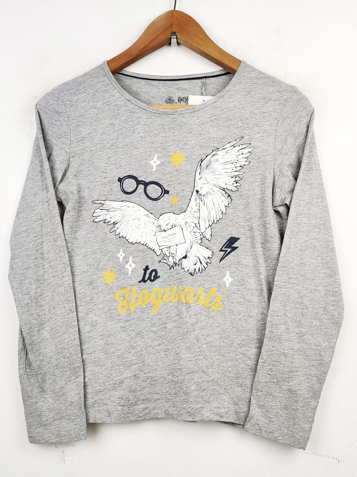 Buy online pre-used pre-loved 100% authentic & Original branded Harry Potter (FS-1410) available in Pakistan. Top international brands avilable.
