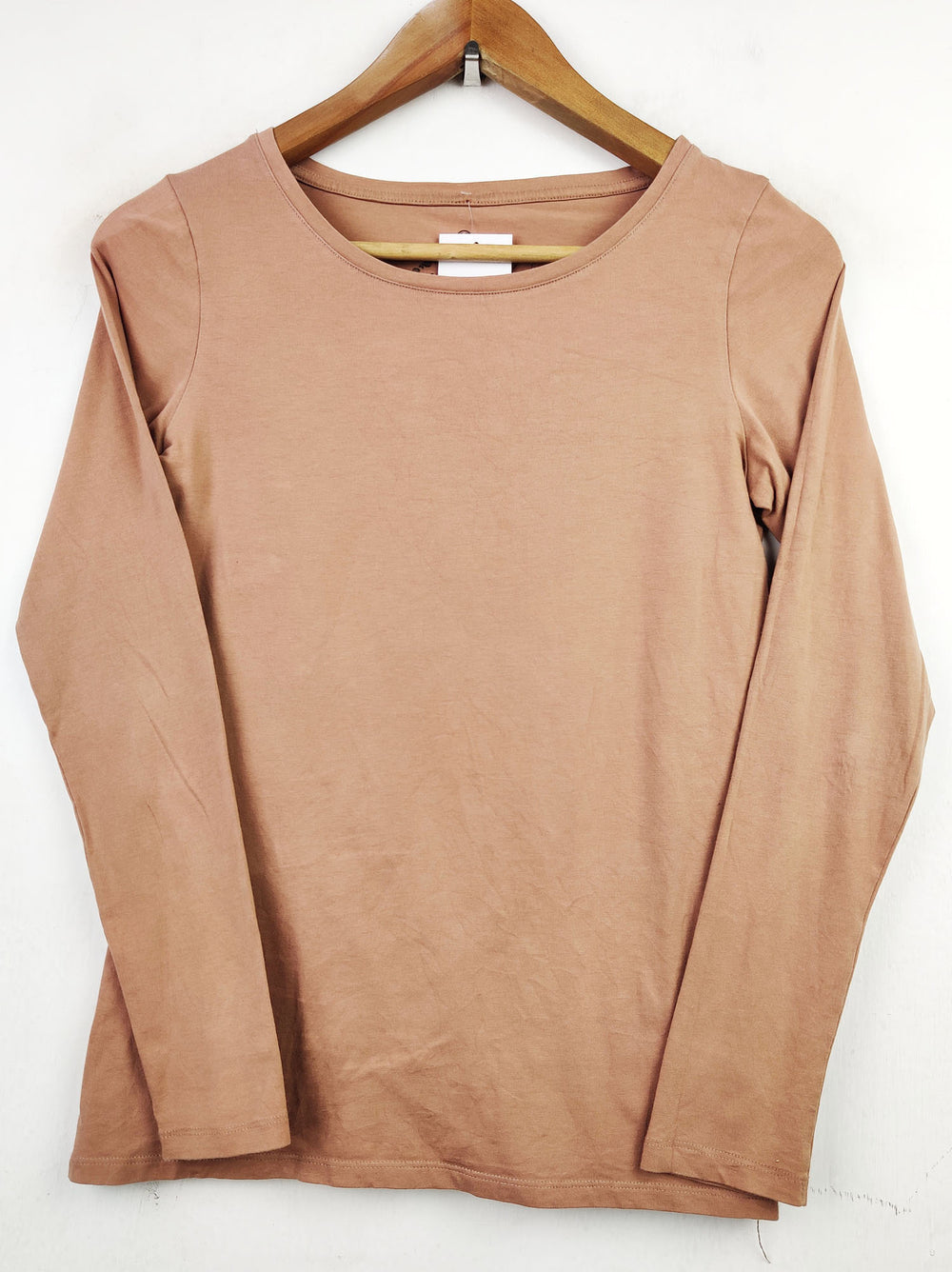 Buy online pre-used pre-loved 100% authentic & Original branded Atmosphere (FS-1430) available in Pakistan. Top international brands avilable.