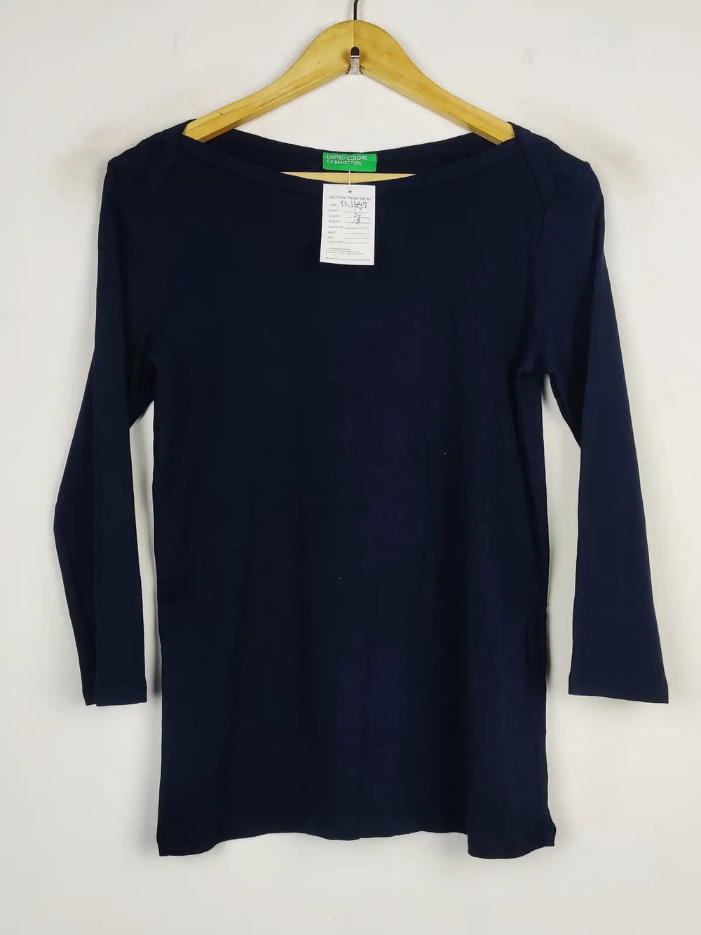 Buy online pre-used pre-loved 100% authentic & Original branded United Colors (FS-1647) available in Pakistan. Top international brands avilable.