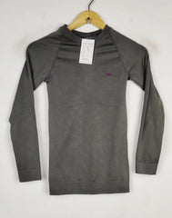 Buy online pre-used pre-loved 100% authentic & Original branded Unknown Brand (FS-1796) available in Pakistan. Top international brands avilable.
