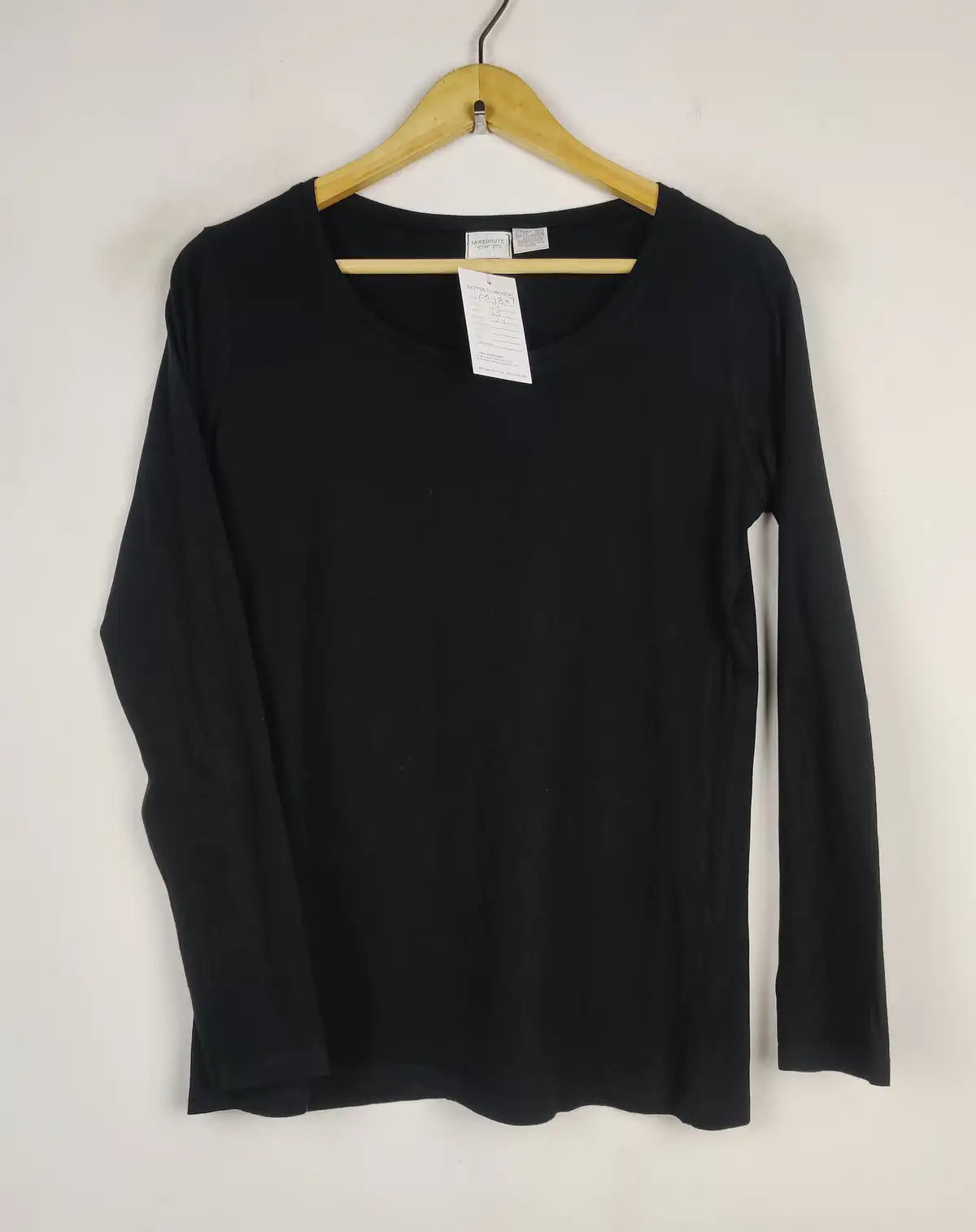 Buy online pre-used pre-loved 100% authentic & Original branded Laredoute (FS-1807) available in Pakistan. Top international brands avilable.