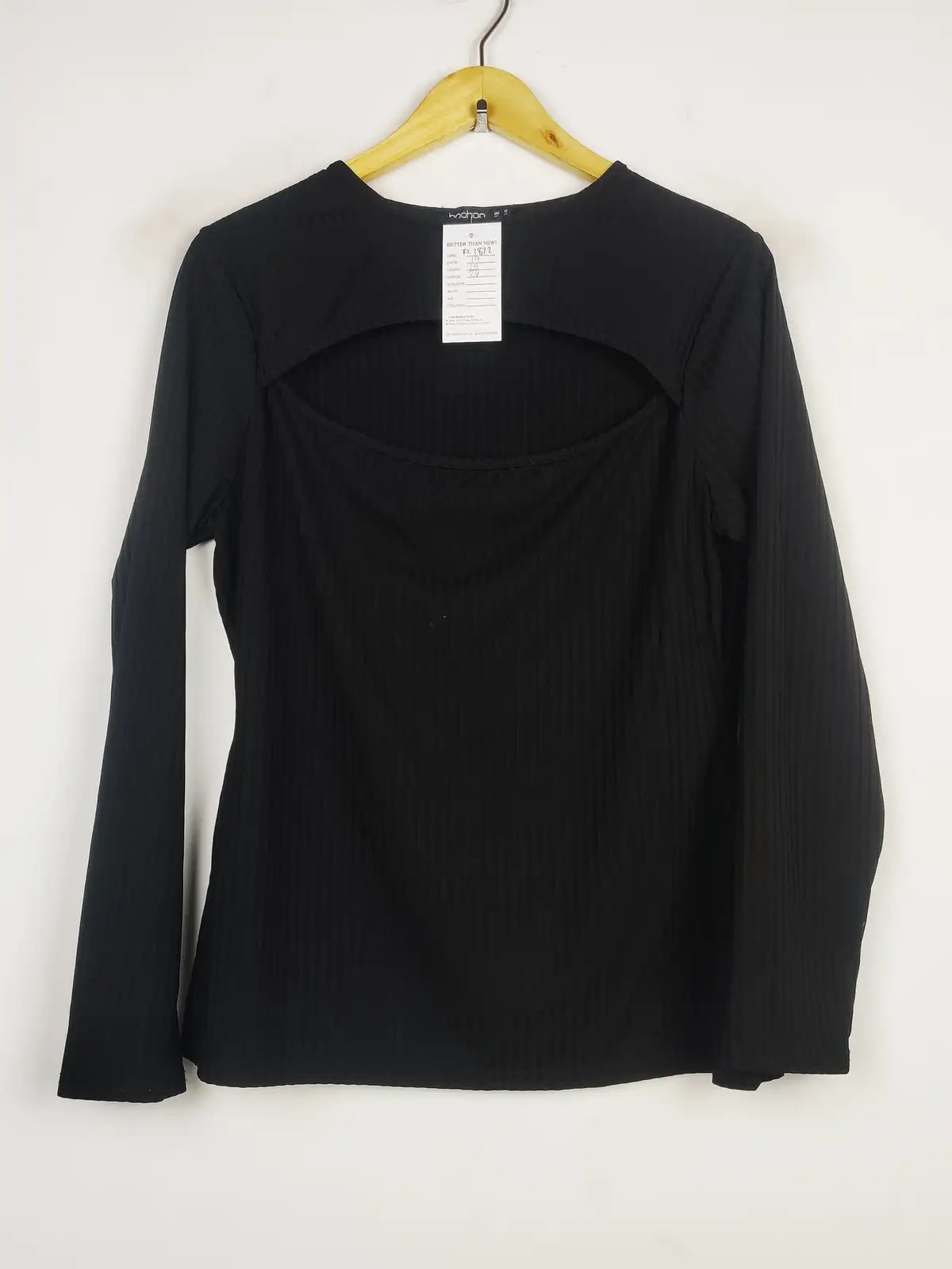 Buy online pre-used pre-loved 100% authentic & Original branded Boohoo (FS-1872) available in Pakistan. Top international brands avilable.