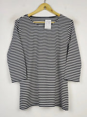 Buy online pre-used pre-loved 100% authentic & Original branded Dunnes Store (FS-1898) available in Pakistan. Top international brands avilable.