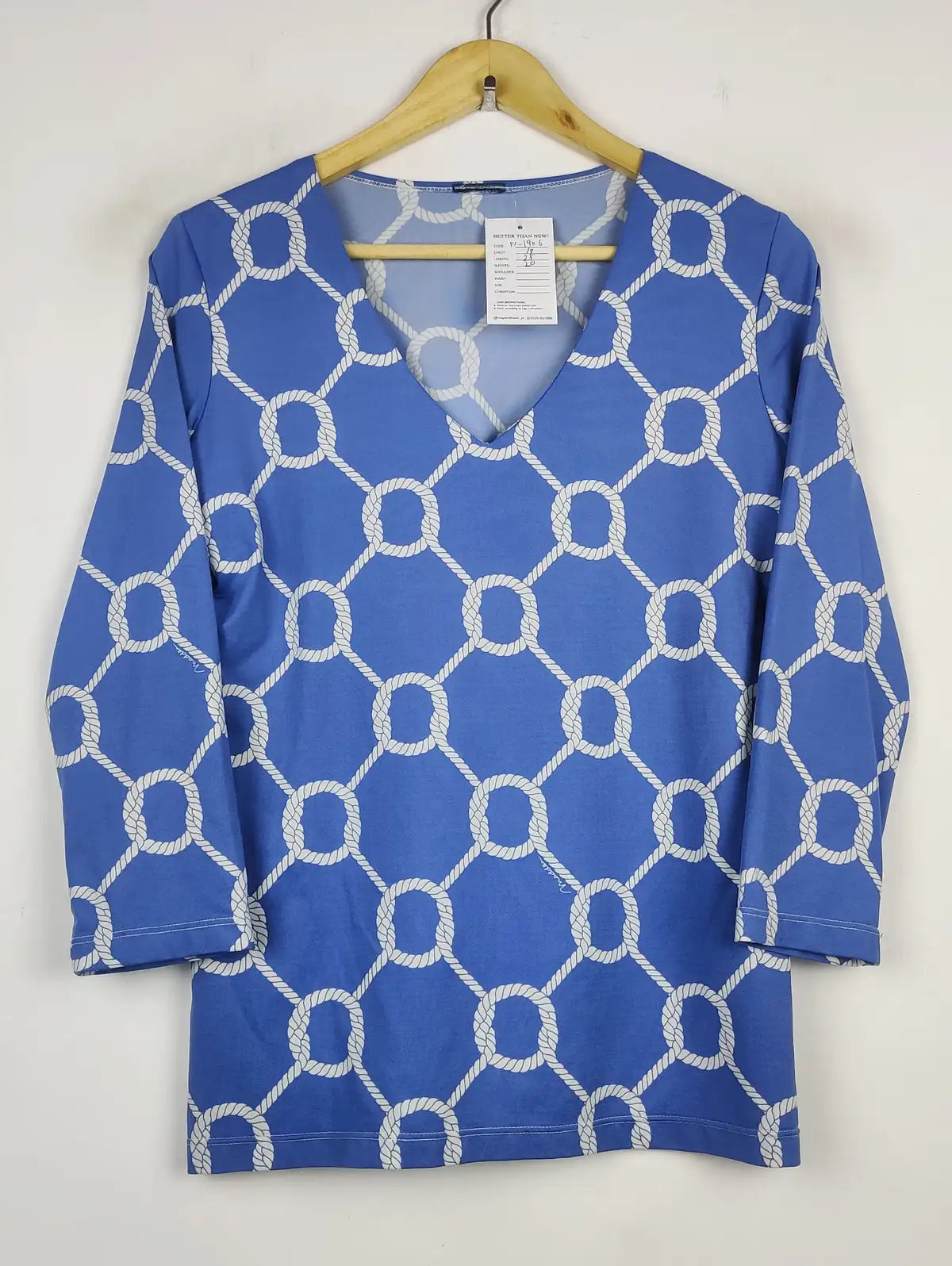 Buy online pre-used pre-loved 100% authentic & Original branded Unknown Brand (FS-1906) available in Pakistan. Top international brands avilable.