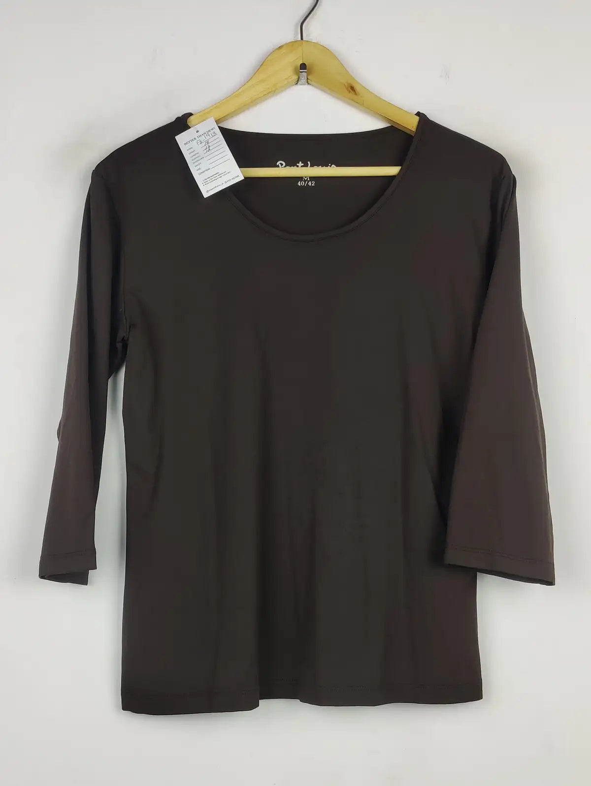 Buy online pre-used pre-loved 100% authentic & Original branded Port Louis (FS-1913) available in Pakistan. Top international brands avilable.