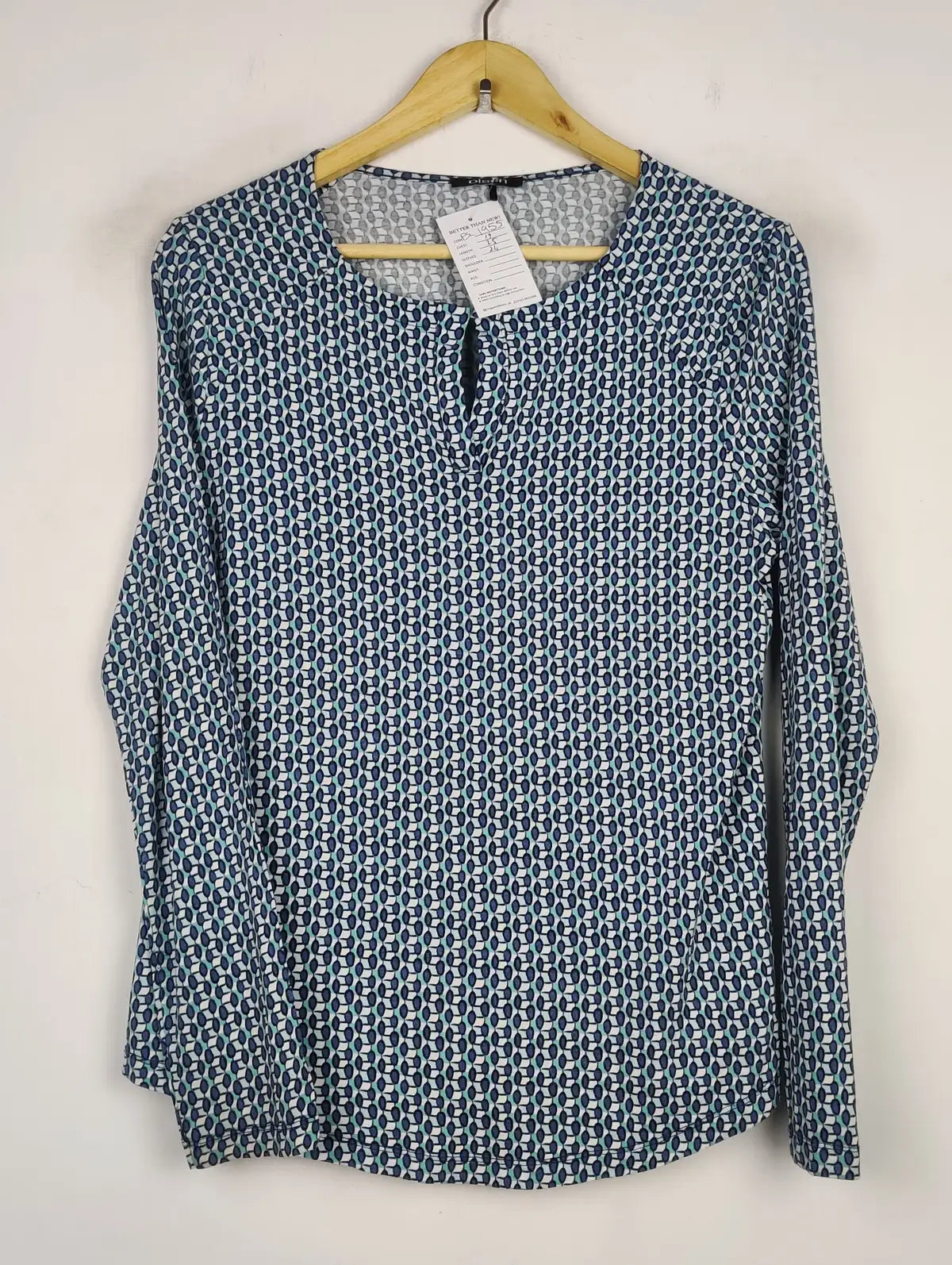 Buy online pre-used pre-loved 100% authentic & Original branded Olsen (FS-1955) available in Pakistan. Top international brands avilable.