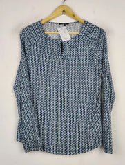 Buy online pre-used pre-loved 100% authentic & Original branded Olsen (FS-1955) available in Pakistan. Top international brands avilable.