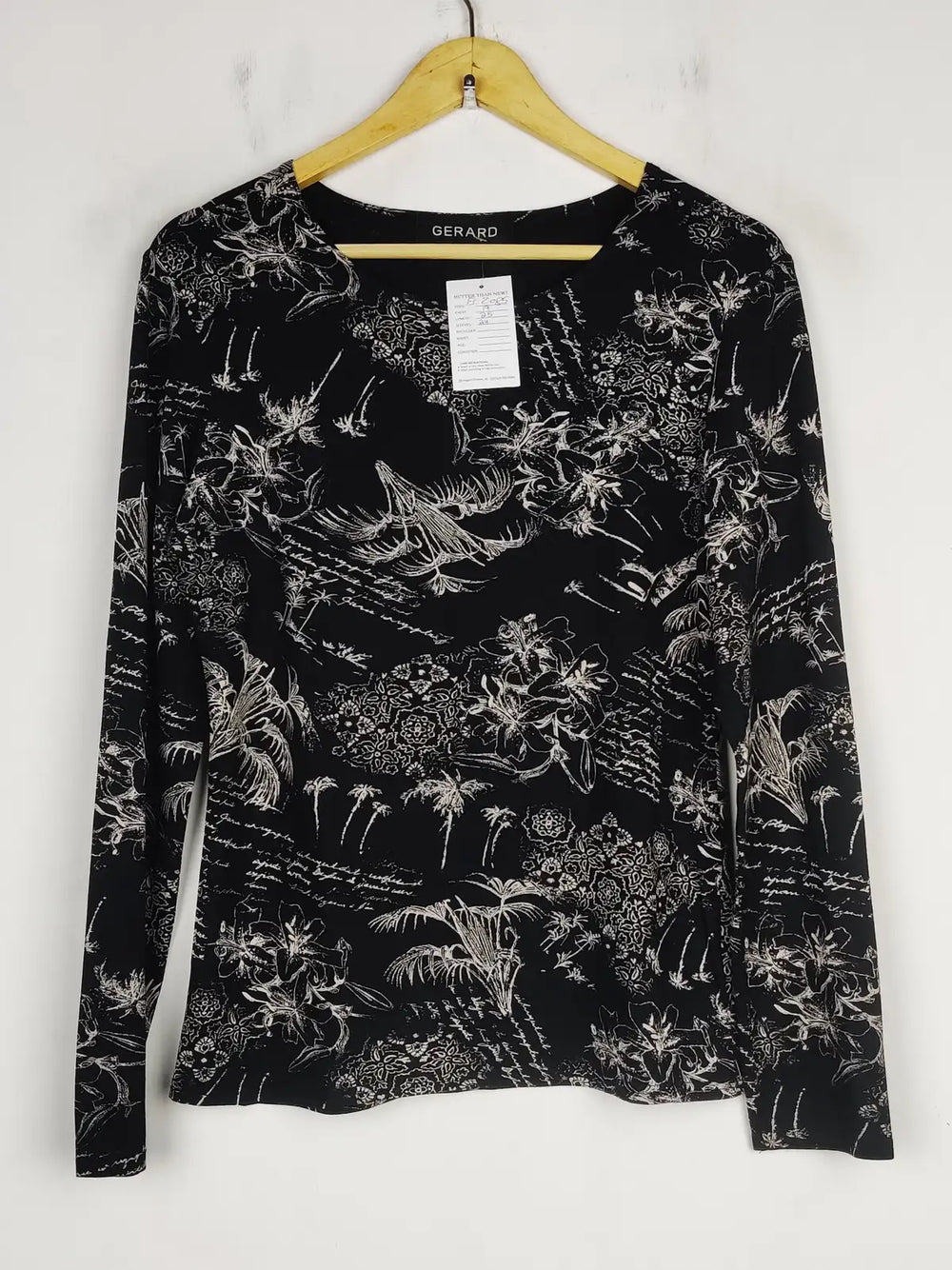 Buy online pre-used pre-loved 100% authentic & Original branded Gerard (FS-2085) available in Pakistan. Top international brands avilable.