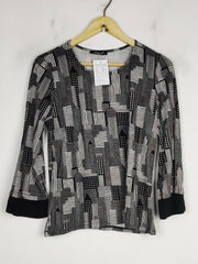 Buy online pre-used pre-loved 100% authentic & Original branded Sophie B (FS-2094) available in Pakistan. Top international brands avilable.