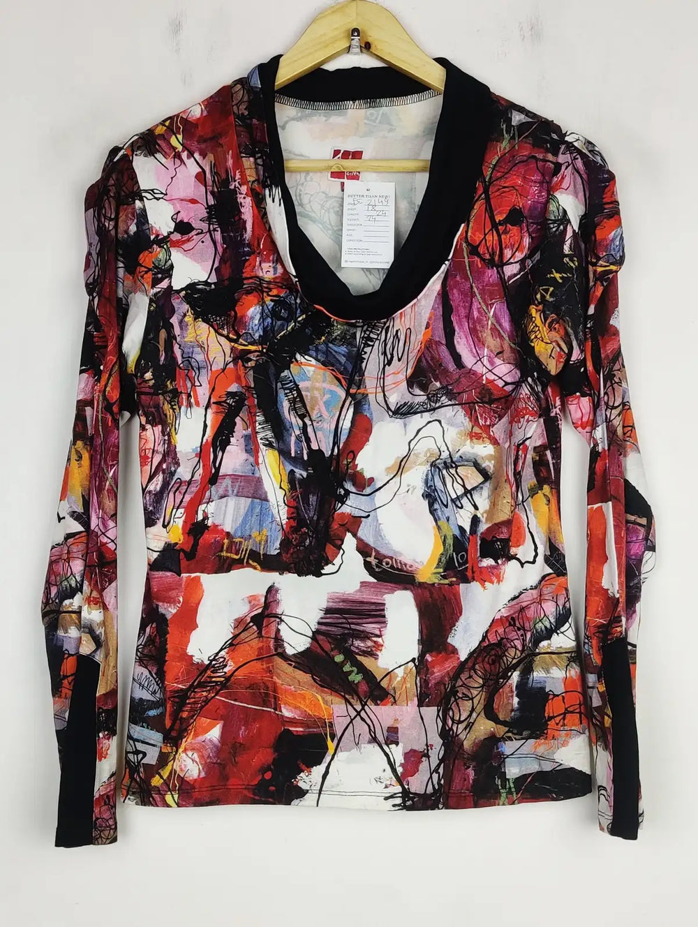 Buy online pre-used pre-loved 100% authentic & Original branded Unknown Brand (FS-2149) available in Pakistan. Top international brands avilable.