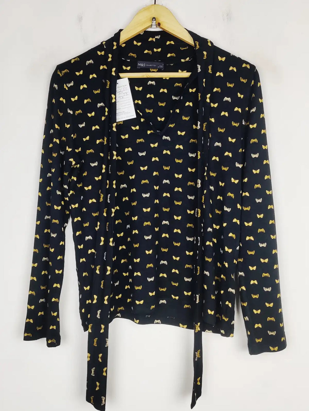 Buy online pre-used pre-loved 100% authentic & Original branded Marks & Spencers (FS-2180) available in Pakistan. Top international brands avilable.