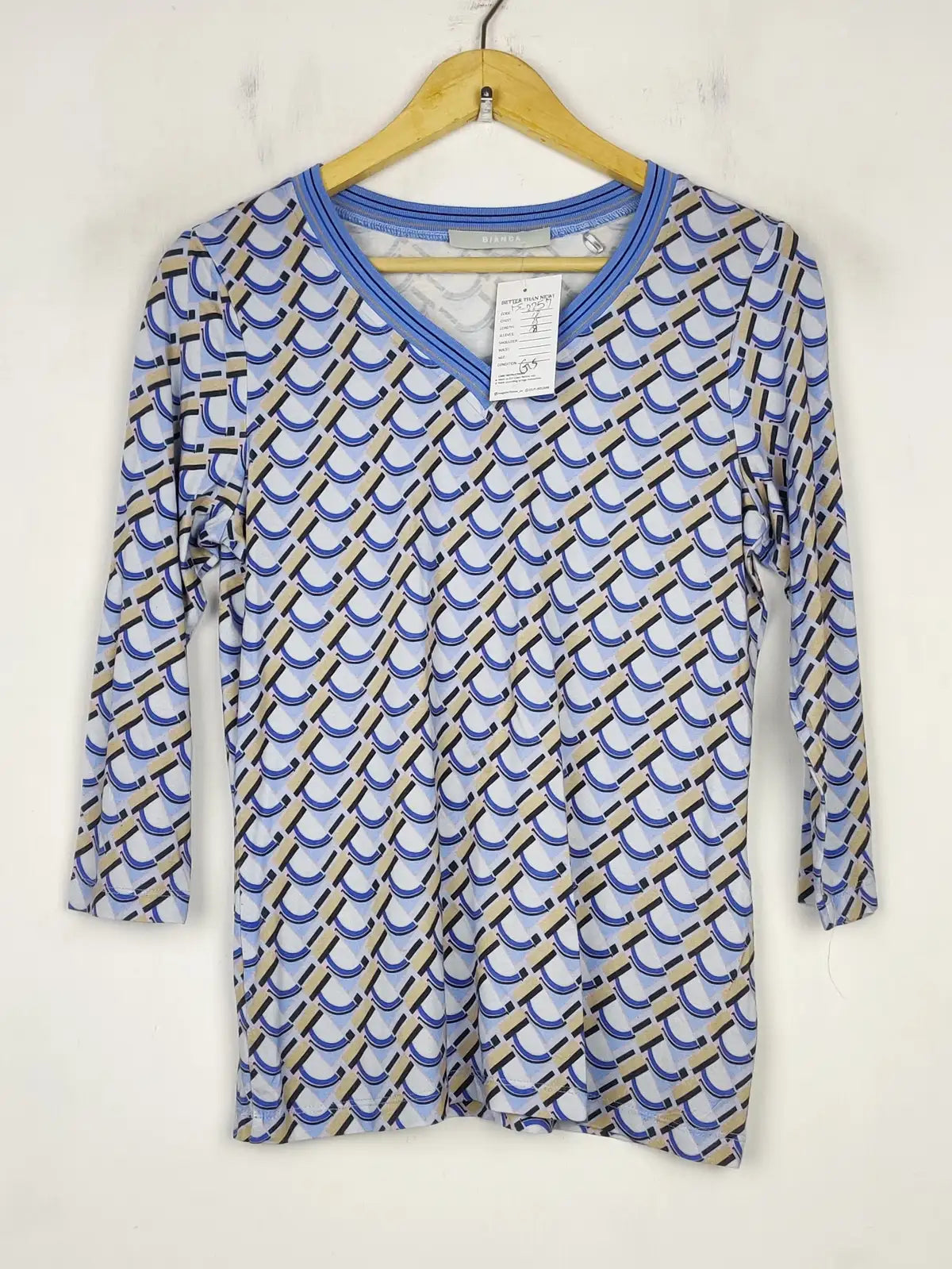 Buy online pre-used pre-loved 100% authentic & Original branded Bianca (FS-2257) available in Pakistan. Top international brands avilable.