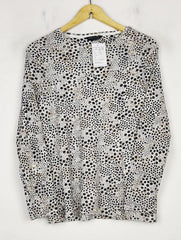 Buy online pre-used pre-loved 100% authentic & Original branded Marks & Spencers (FS-2258) available in Pakistan. Top international brands avilable.