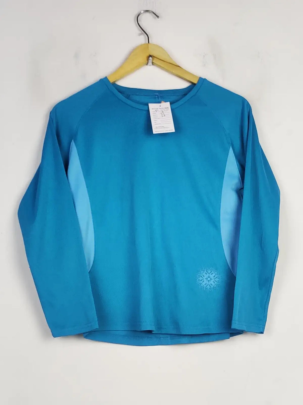 Buy online pre-used pre-loved 100% authentic & Original branded Unknown Brand (FS-2276) available in Pakistan. Top international brands avilable.