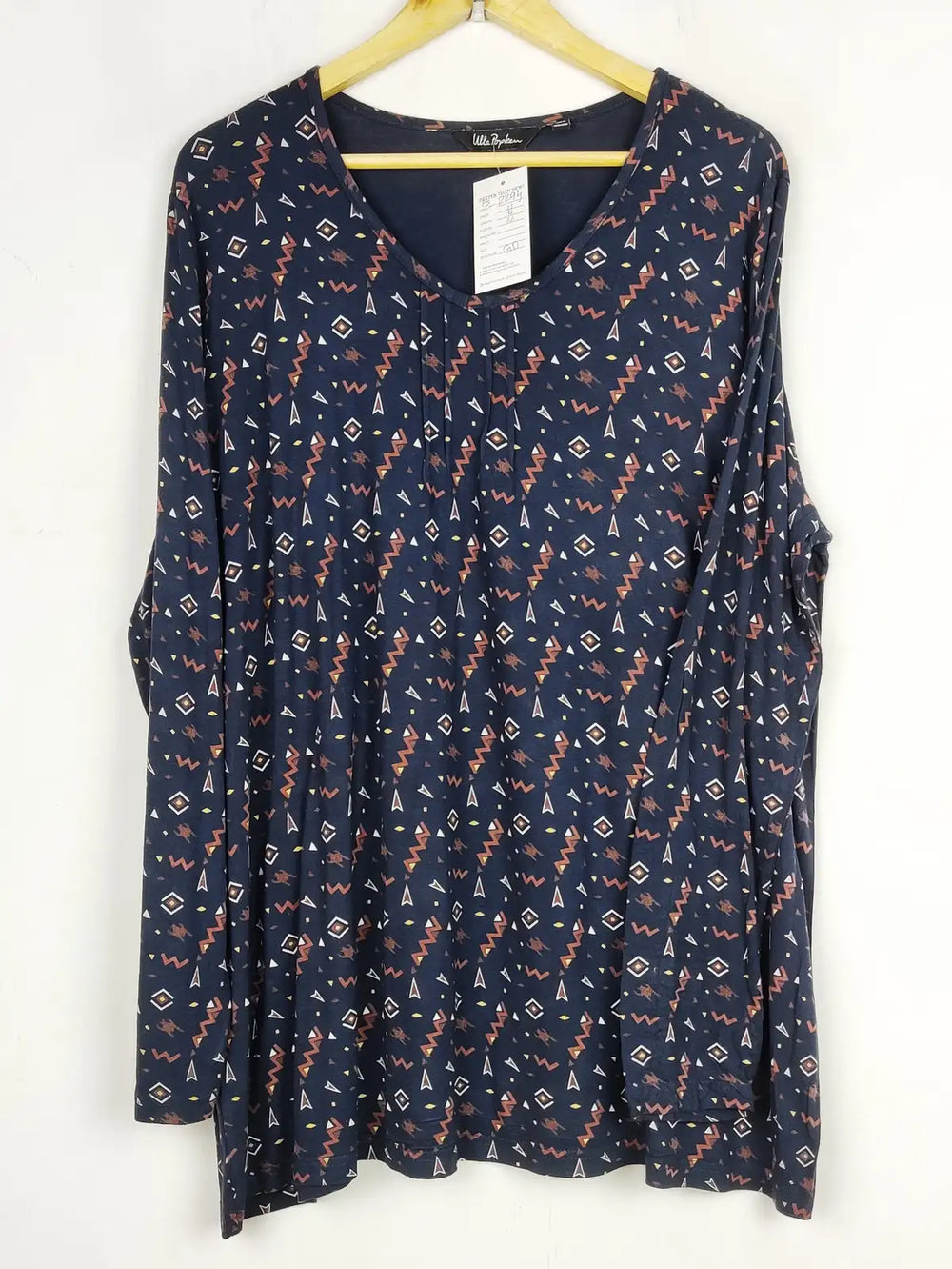 Buy online pre-used pre-loved 100% authentic & Original branded Ulla Popken (FS-2294) available in Pakistan. Top international brands avilable.