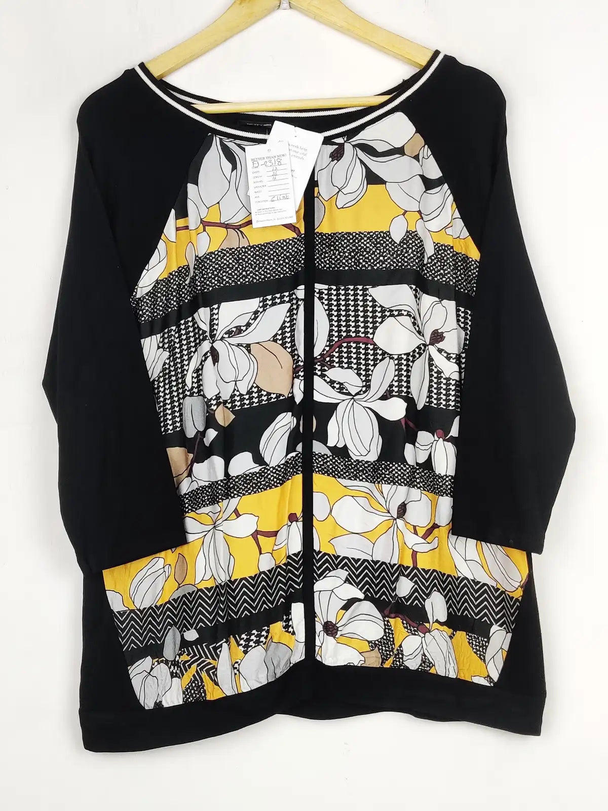 Buy online pre-used pre-loved 100% authentic & Original branded Betty Barclay (FS-2318) available in Pakistan. Top international brands avilable.