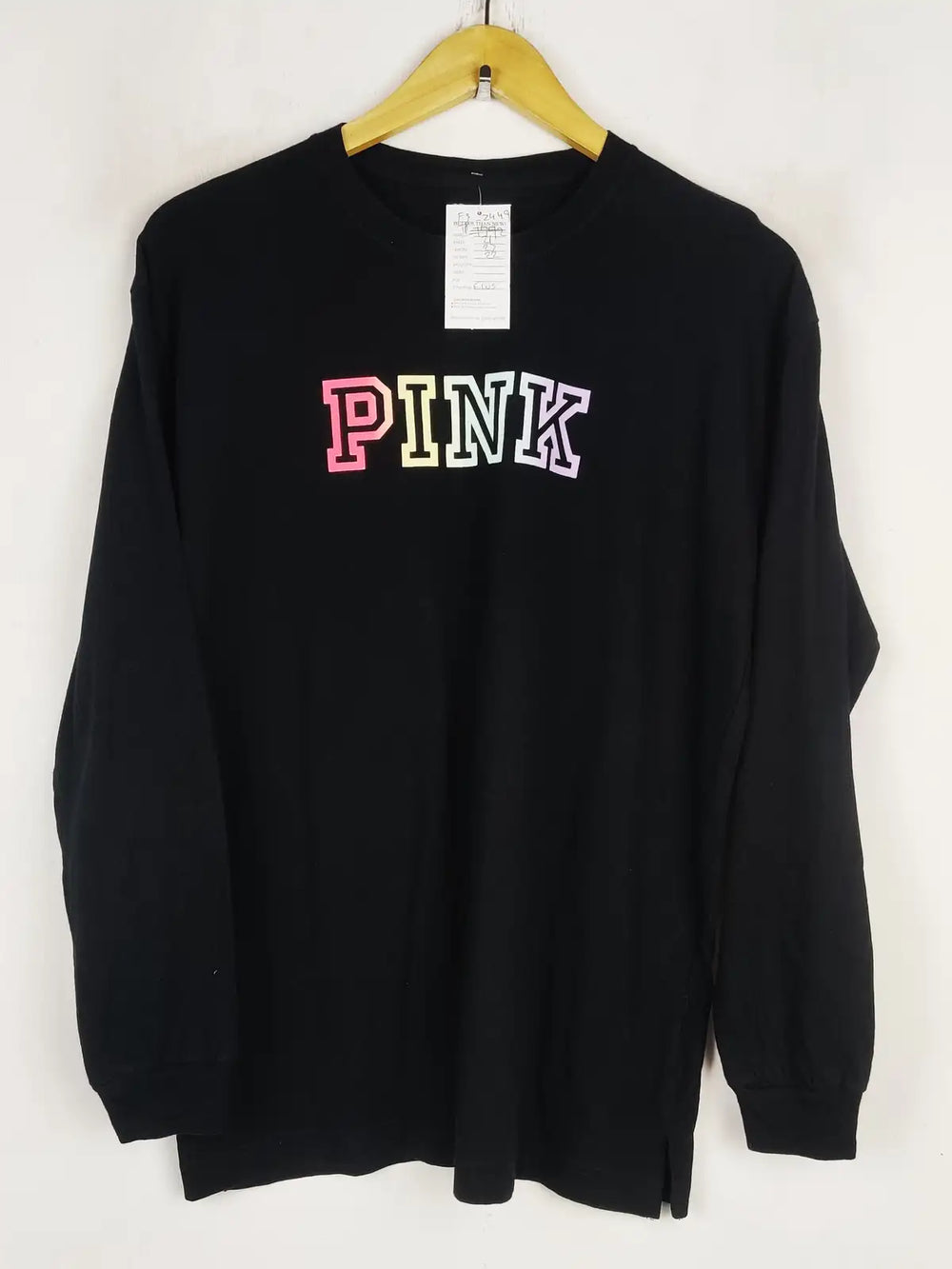 Buy online pre-used pre-loved 100% authentic & Original branded Pink (FS-2449) available in Pakistan. Top international brands avilable.