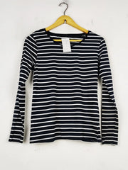Buy online pre-used pre-loved 100% authentic & Original branded Basics (FS-2484) available in Pakistan. Top international brands avilable.
