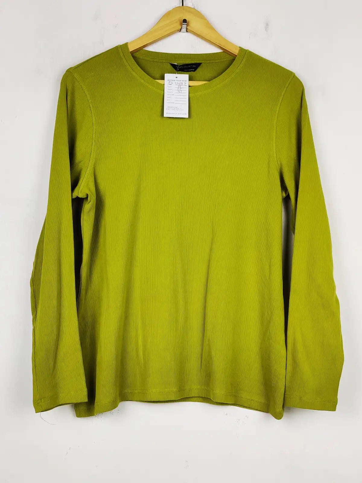 Buy online pre-used pre-loved 100% authentic & Original branded Marks & Spencers (FS-2492) available in Pakistan. Top international brands avilable.