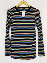 Buy online pre-used pre-loved 100% authentic & Original branded New Look (FS-2592) available in Pakistan. Top international brands avilable.