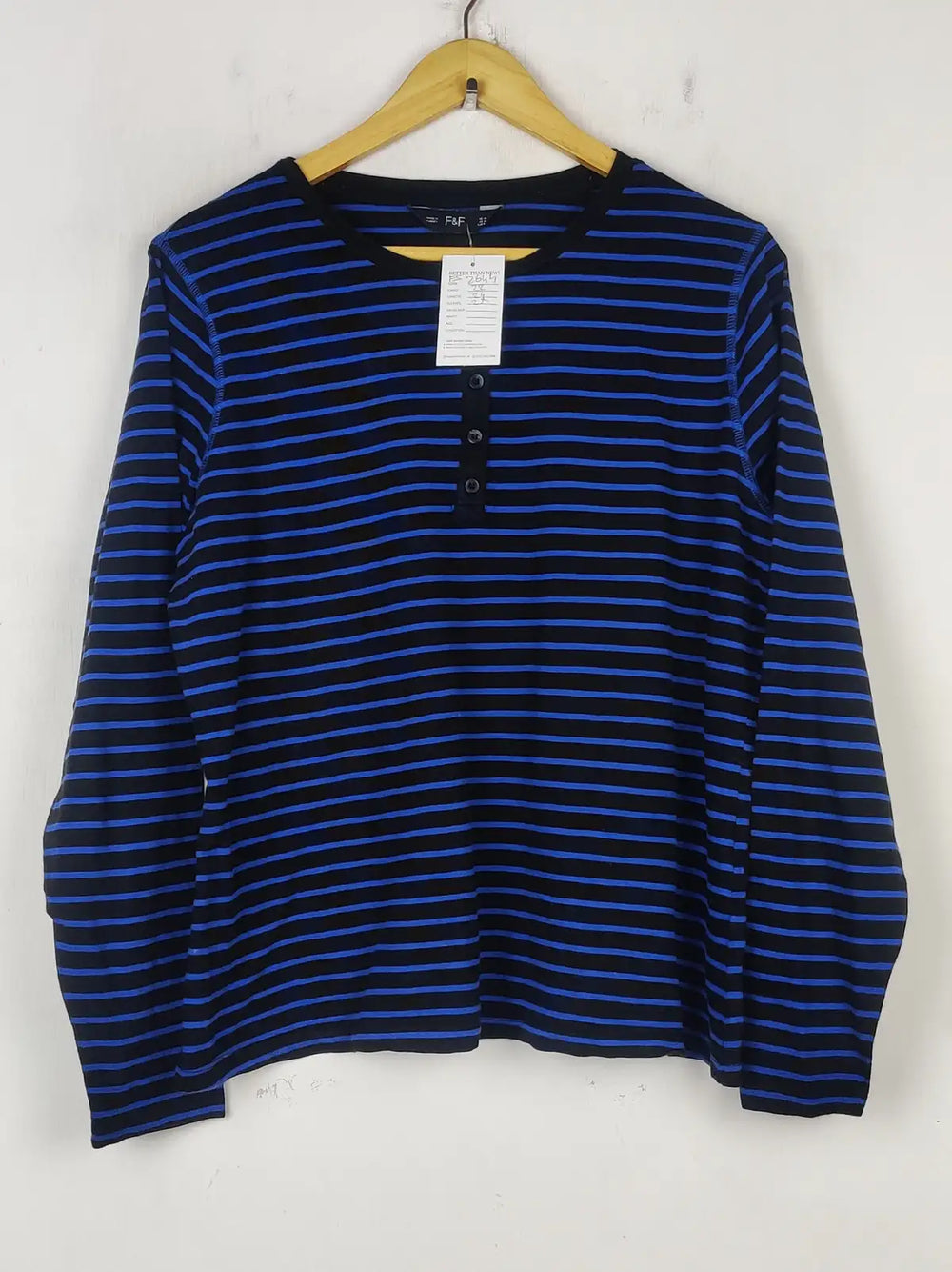 Buy online pre-used pre-loved 100% authentic & Original branded F&F (FS-2644) available in Pakistan. Top international brands avilable.